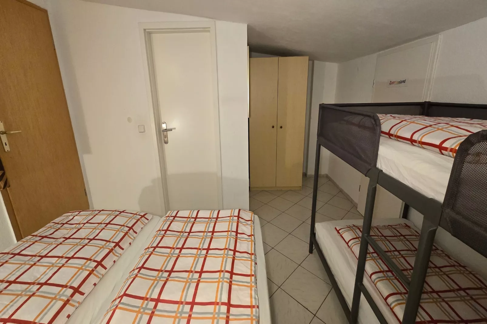 Fewo 04 6 P OG - Slaapkamer