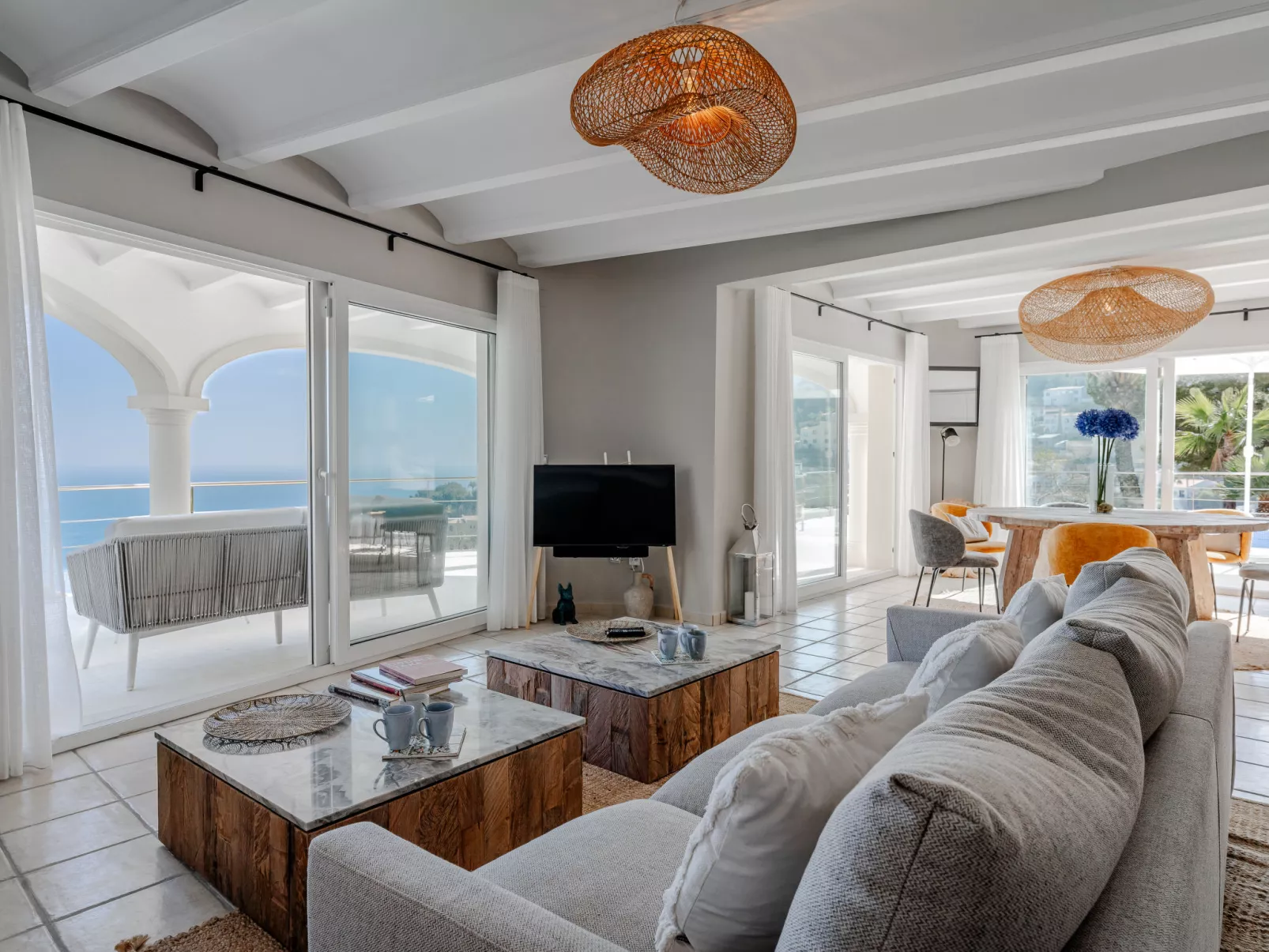 Tintorera Mar Azul - Binnen