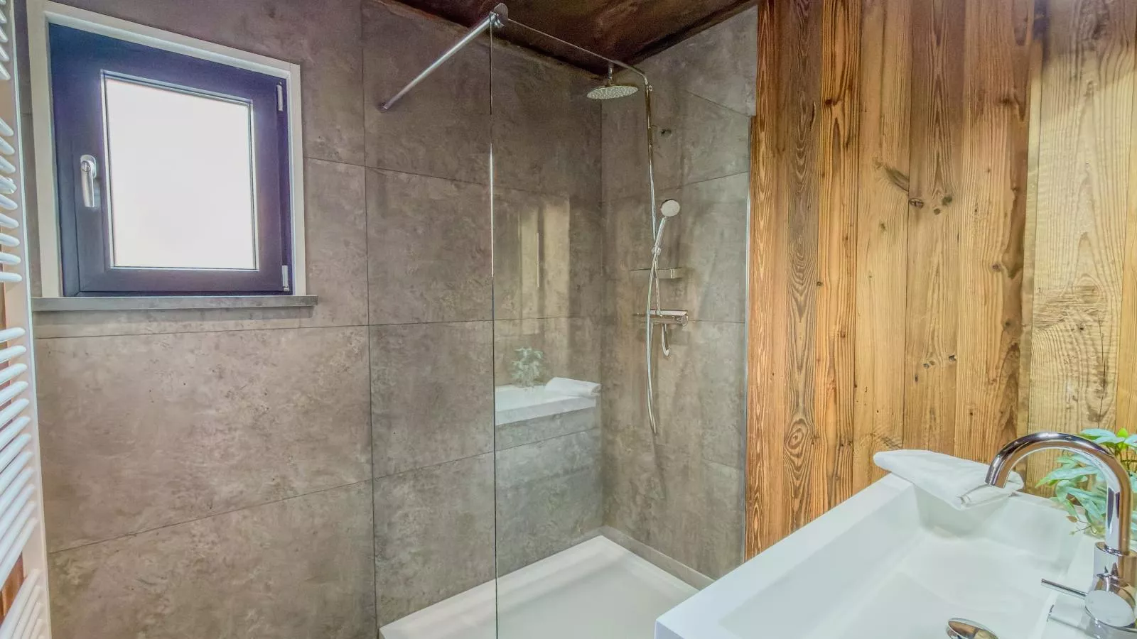 Gerlitzen Seealm - Badkamer