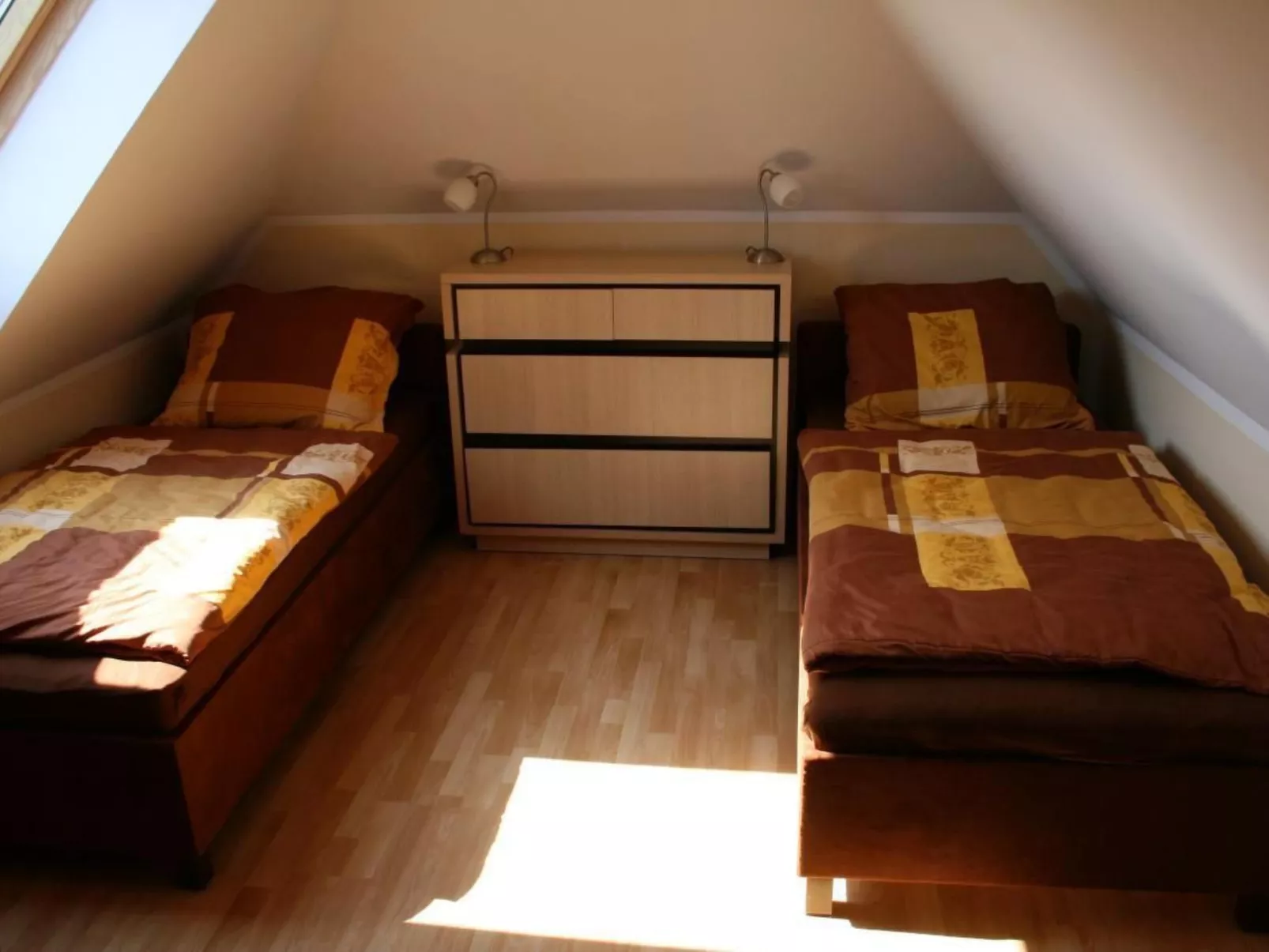 Wohnung in Rowy mit Grill, Terrasse, Parkplatz u - Binnen