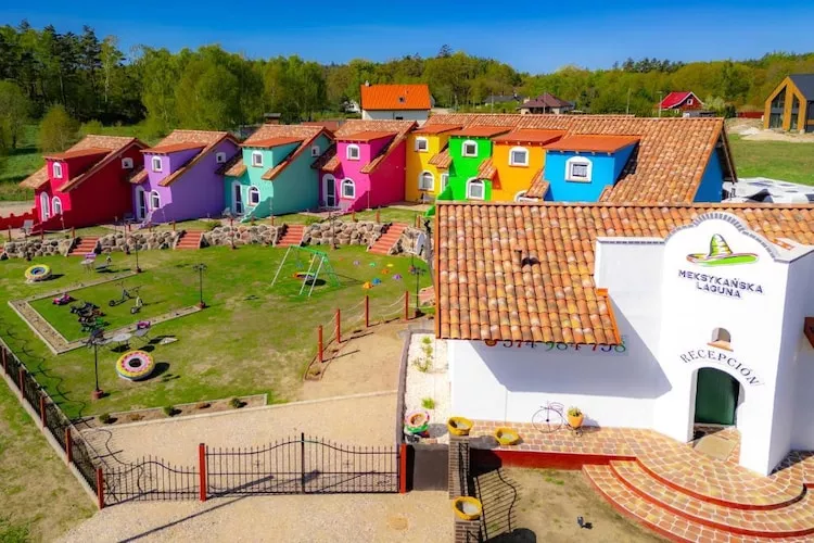 Domy wakacyjne dla max 4 osób w Dębinie - Tuinen zomer