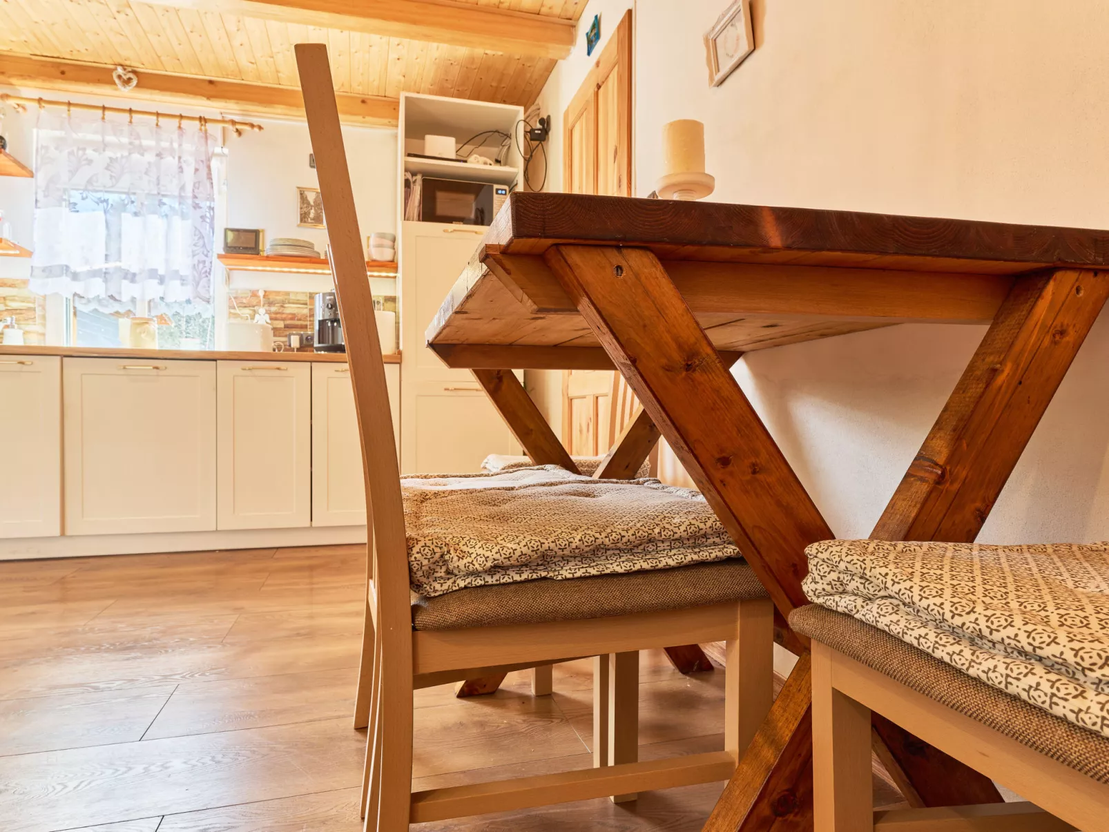 U potůčku - Binnen