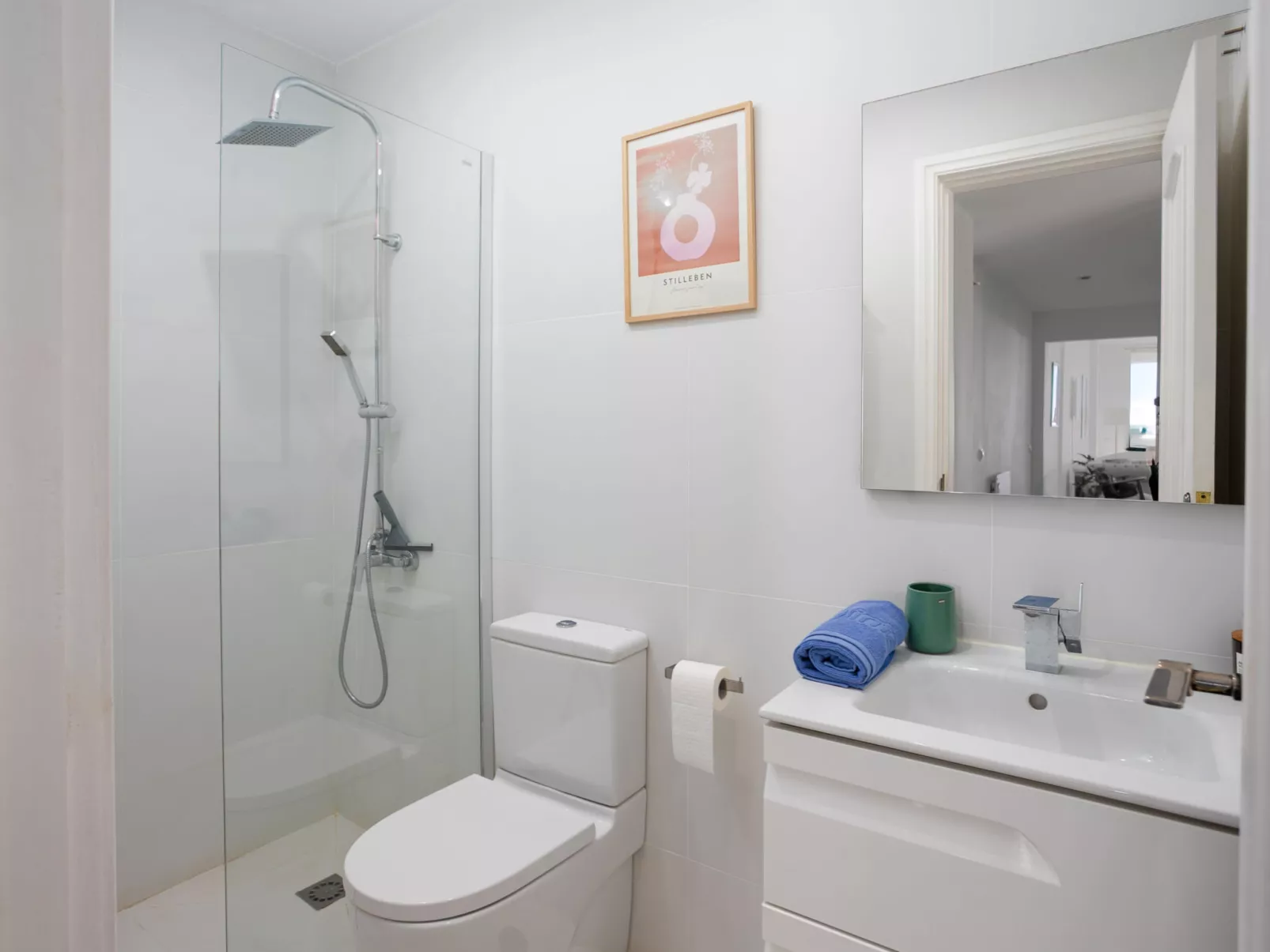 El Faro on the Beach - Binnen