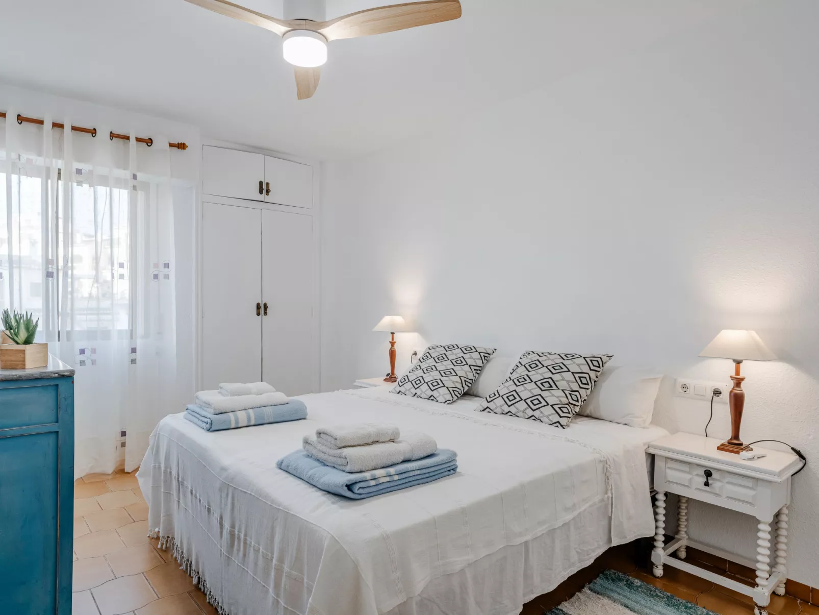 Puerto Javea - Binnen