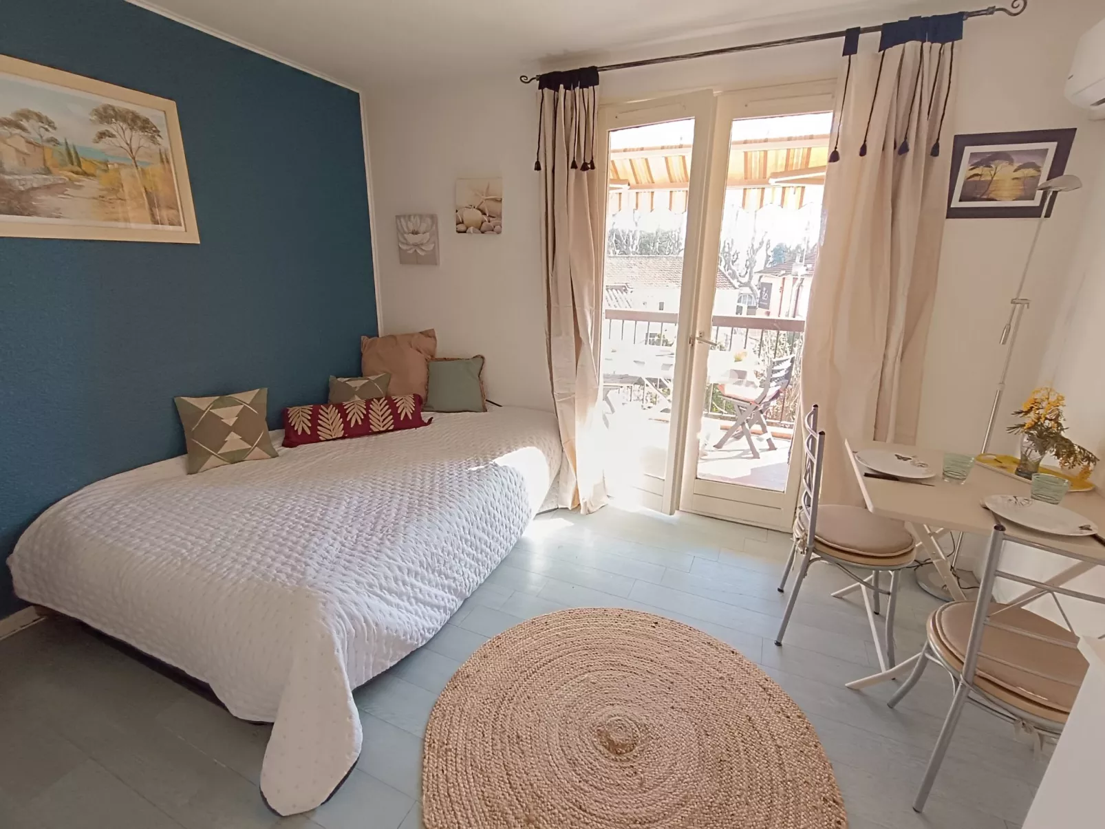 Les Flamants Roses - Binnen