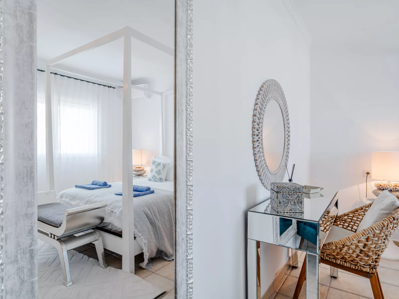 Tintorera Mar Azul - Binnen