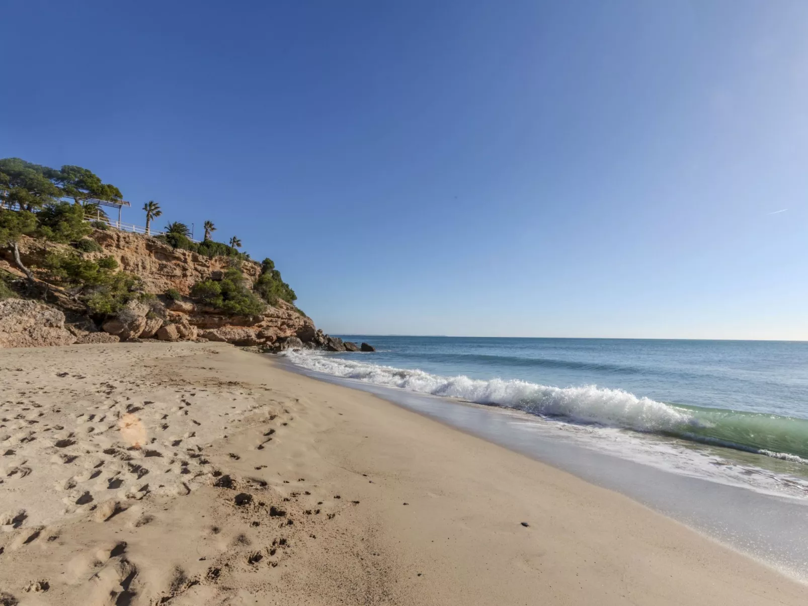 Los Delfines - Buiten