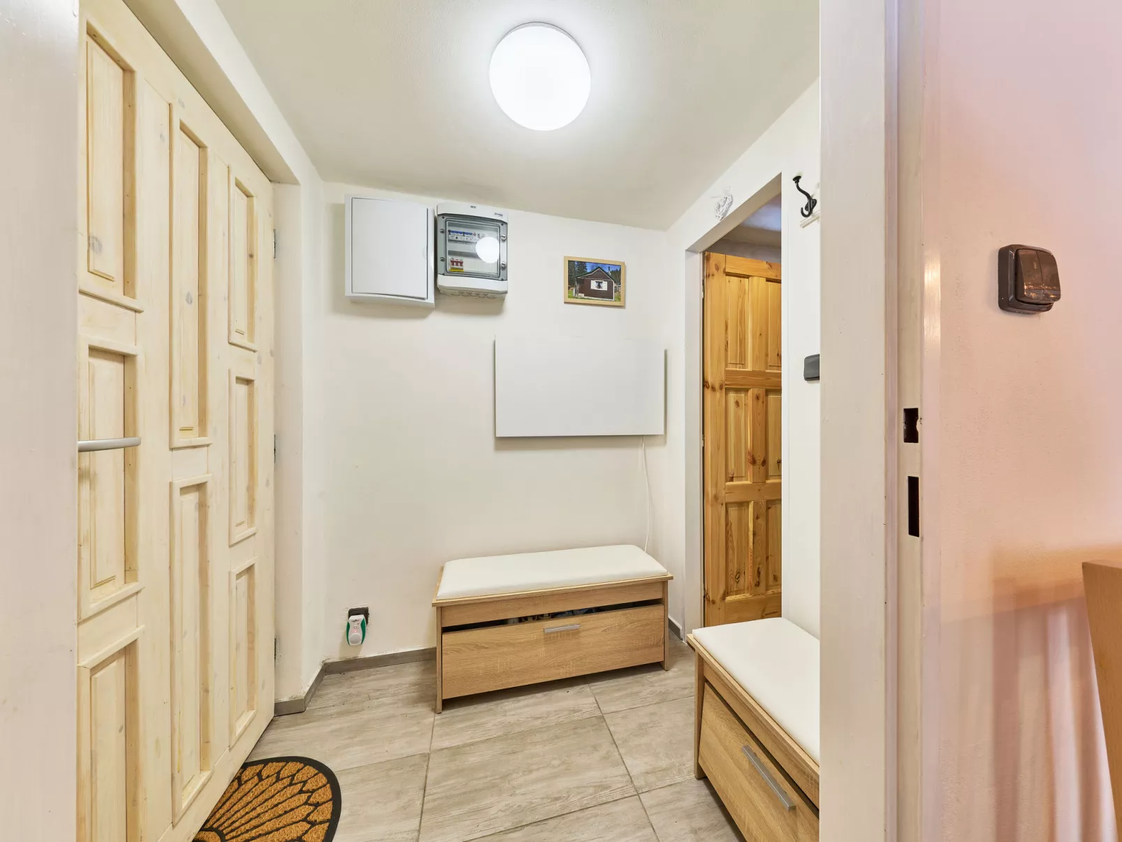 U potůčku - Binnen