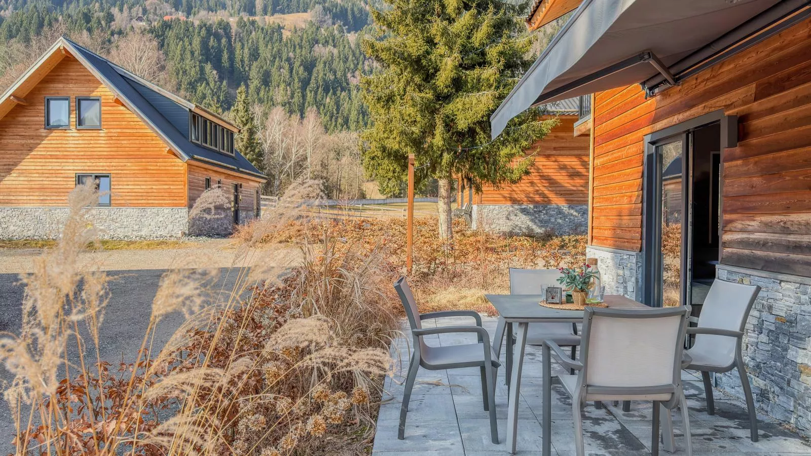 Alpenchalet Nockblick am Afritzer See - Terrasbalkon