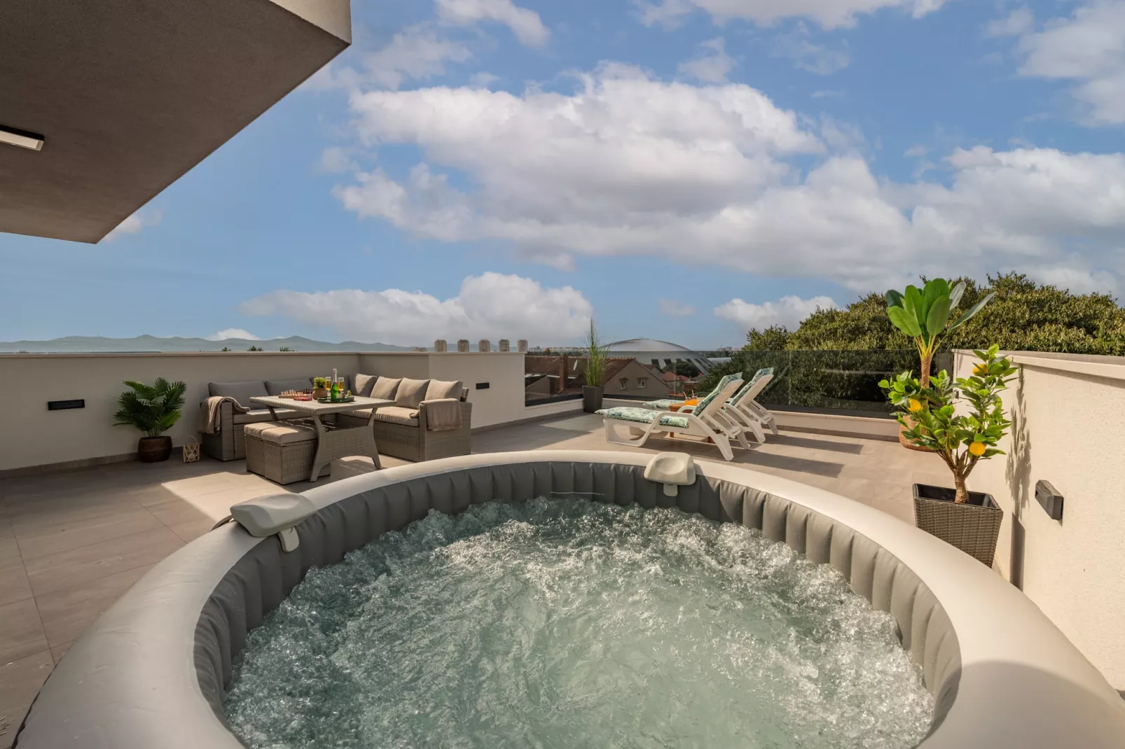 Deluxe apartment Anelle with jacuzzi - Terras