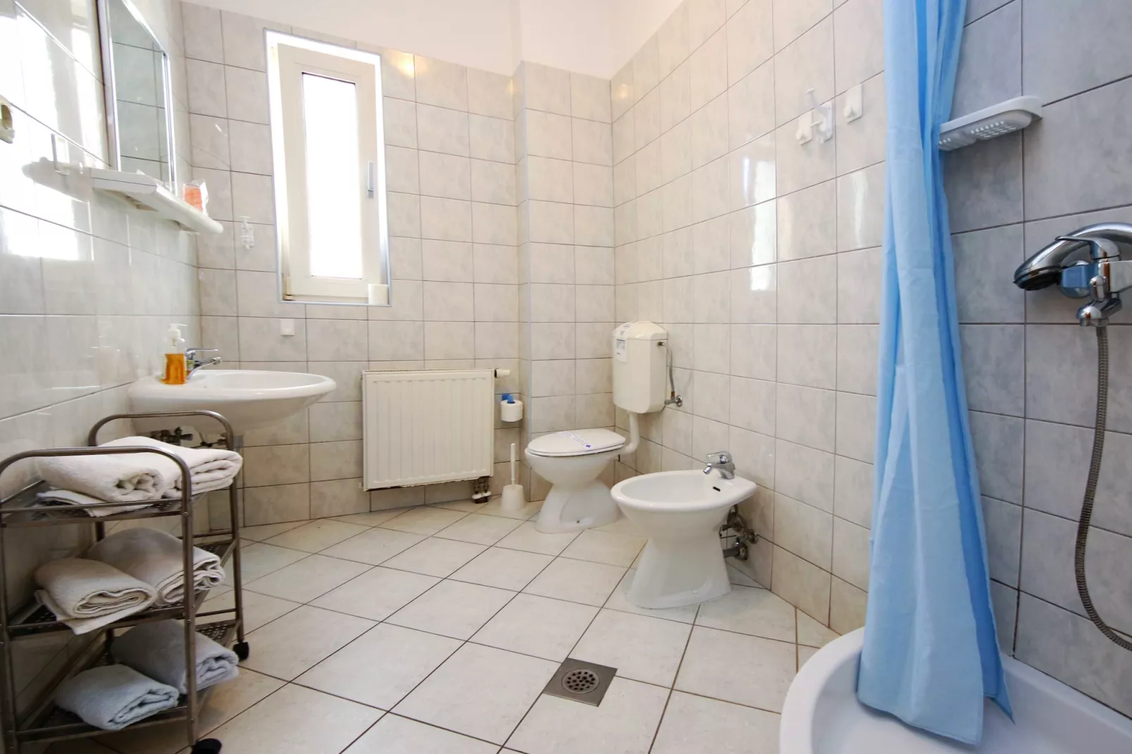 Apartments & Rooms Villa Petra -  One Bedroom Apartment with Balcony and Sea View (A5) - Badkamer