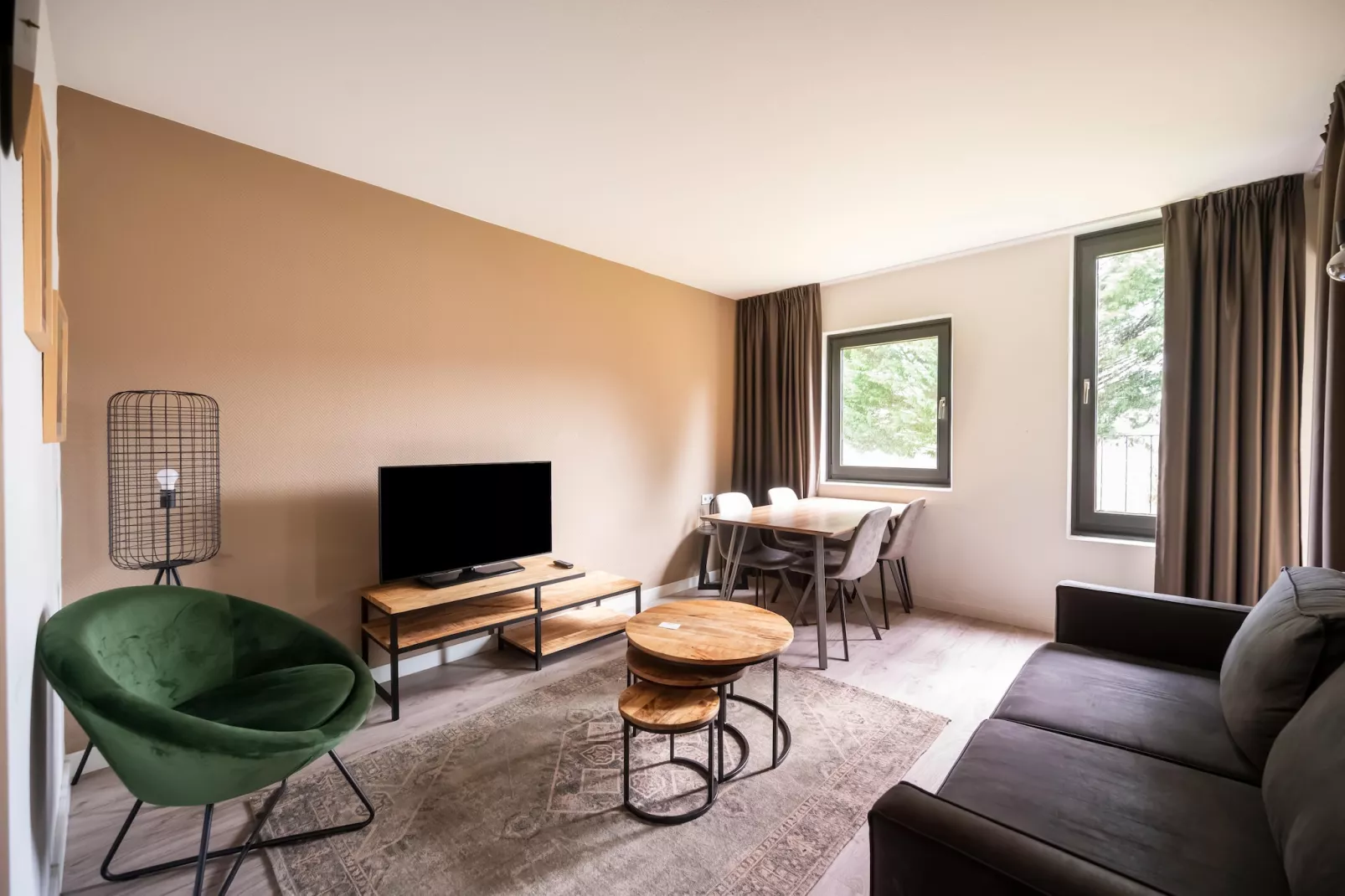 Apartment First Floor - Woonkamer