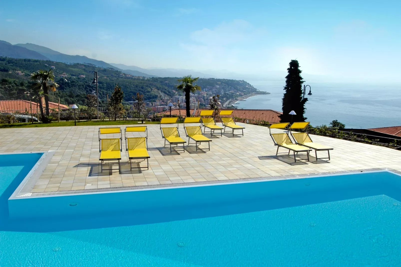 RESIDENCE VILLA BEUCA COGOLETO - TWO-ROOM APARTMENT 2 PAX B2 - Parkfaciliteiten