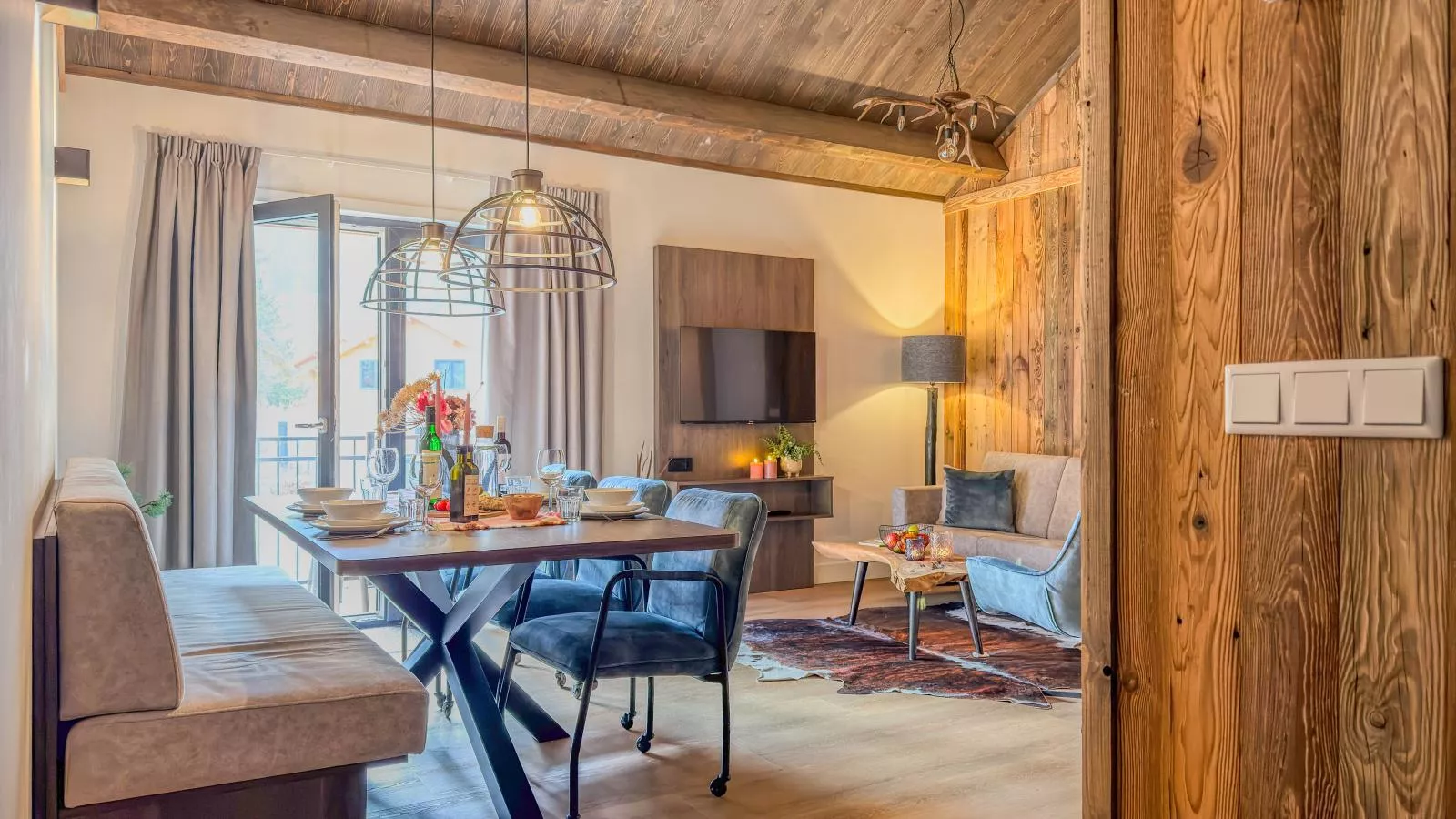 Seeblick am Afritzer See - Eetkamer