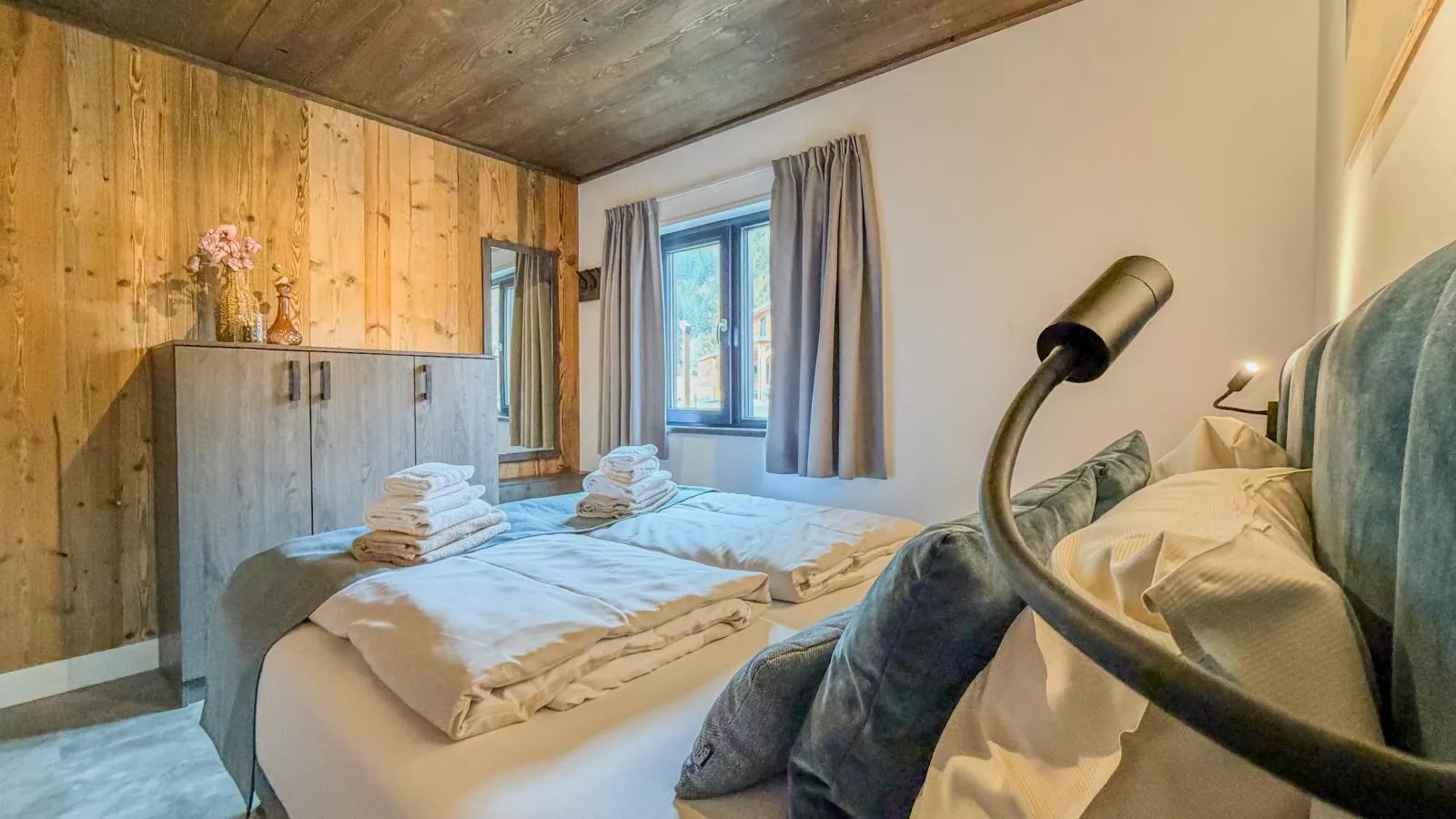 See Lounge - Slaapkamer