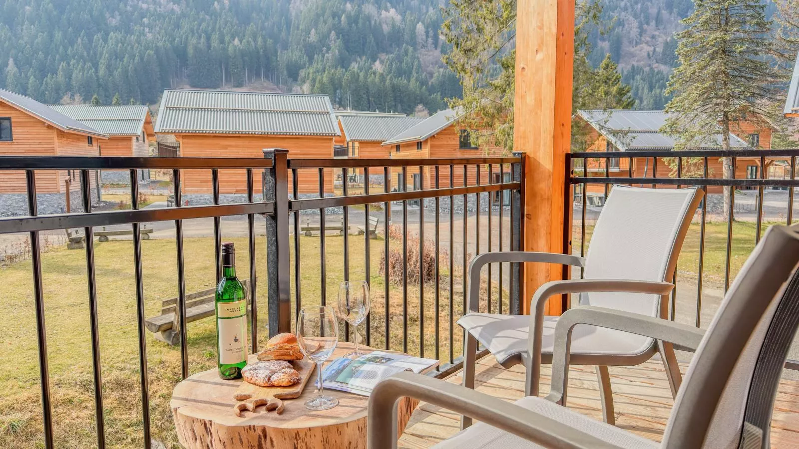 Seeblick am Afritzer See - Terrasbalkon