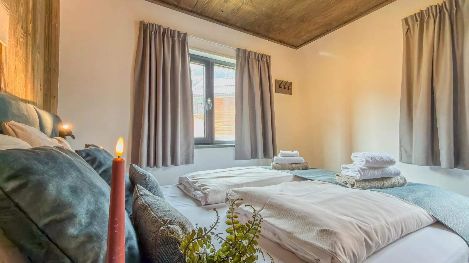 See Lounge - Slaapkamer