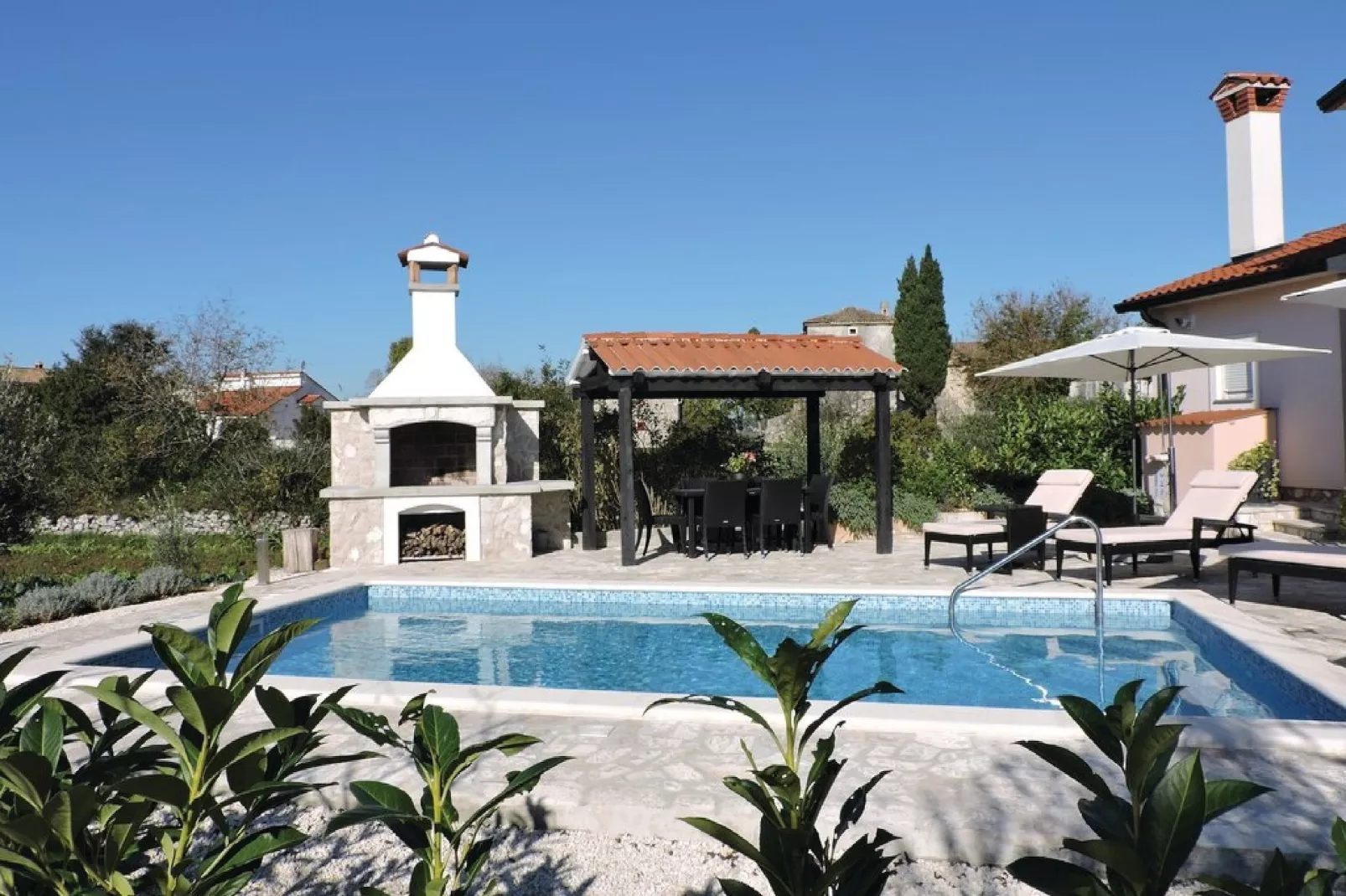 Villa Gea - Three Bedroom Villa with Swimming Pool - Zwembad