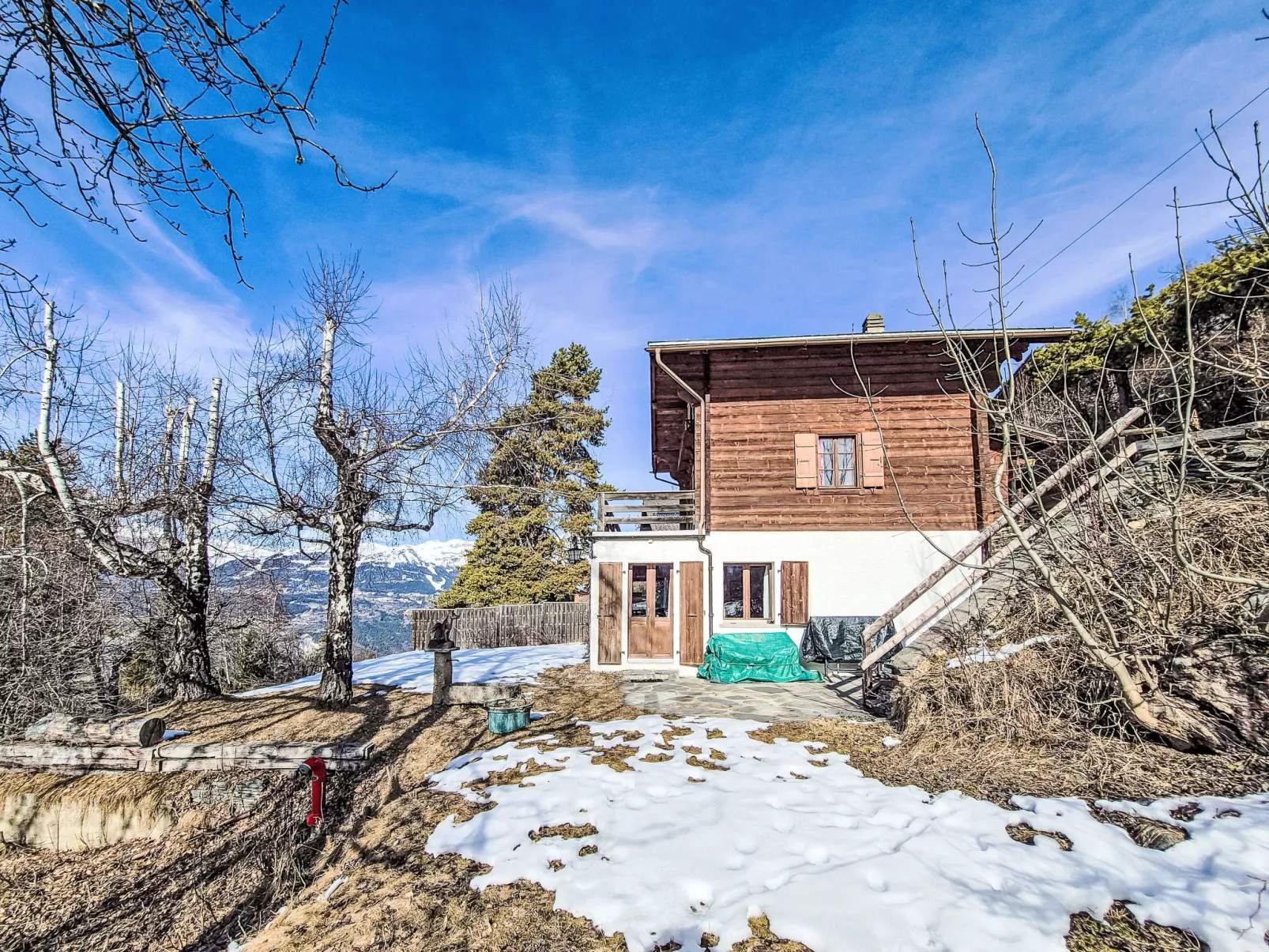 Chalet Le Rhônasson - Buiten
