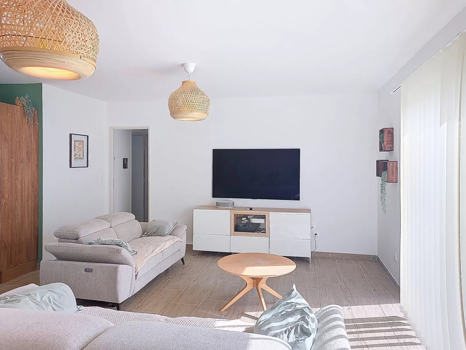 AQUI SIAN BEN - Binnen