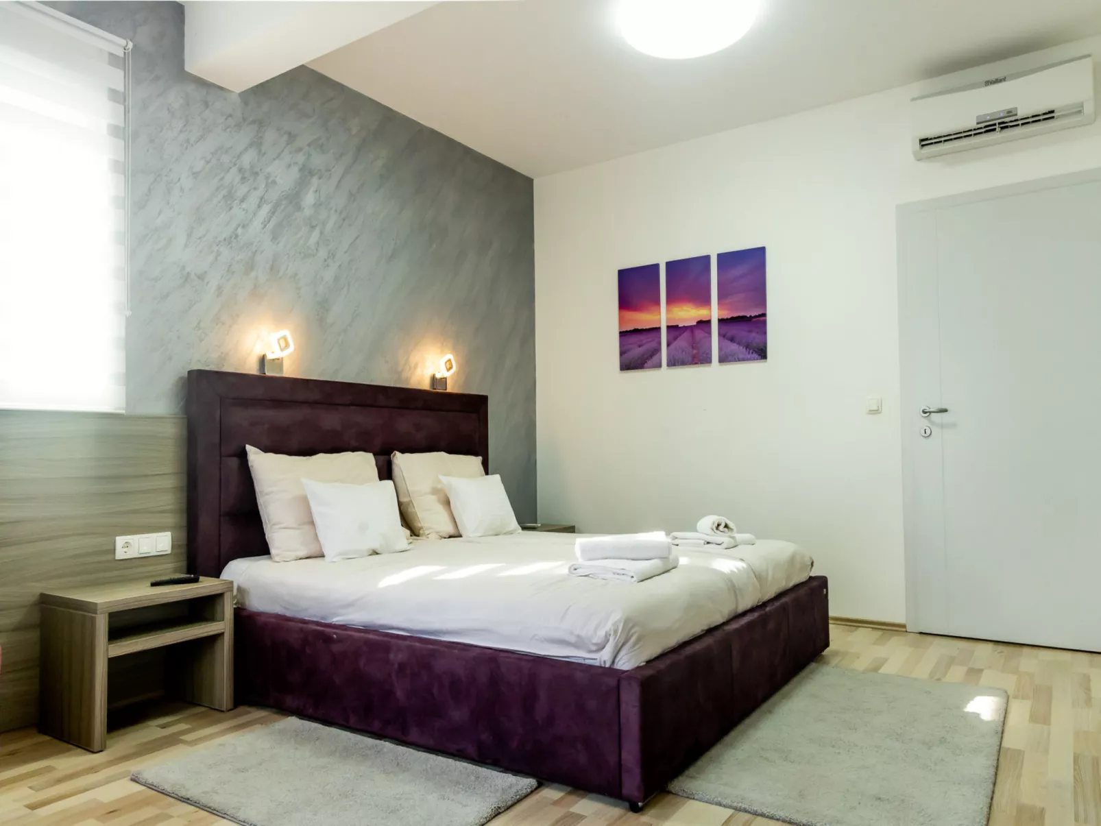 Sunny Adriatic - Binnen