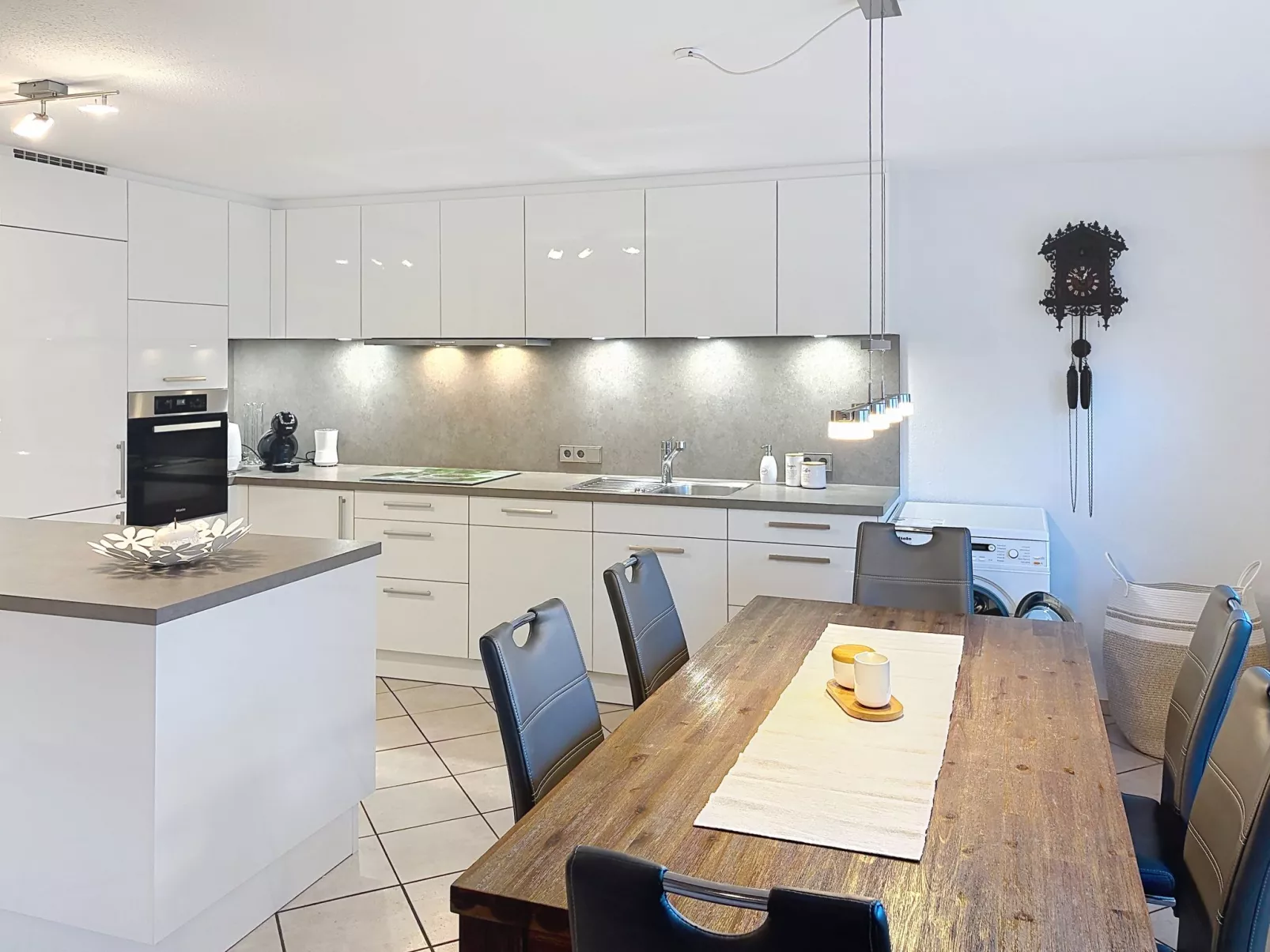 Sommer Apartements Schwarzwald - Binnen