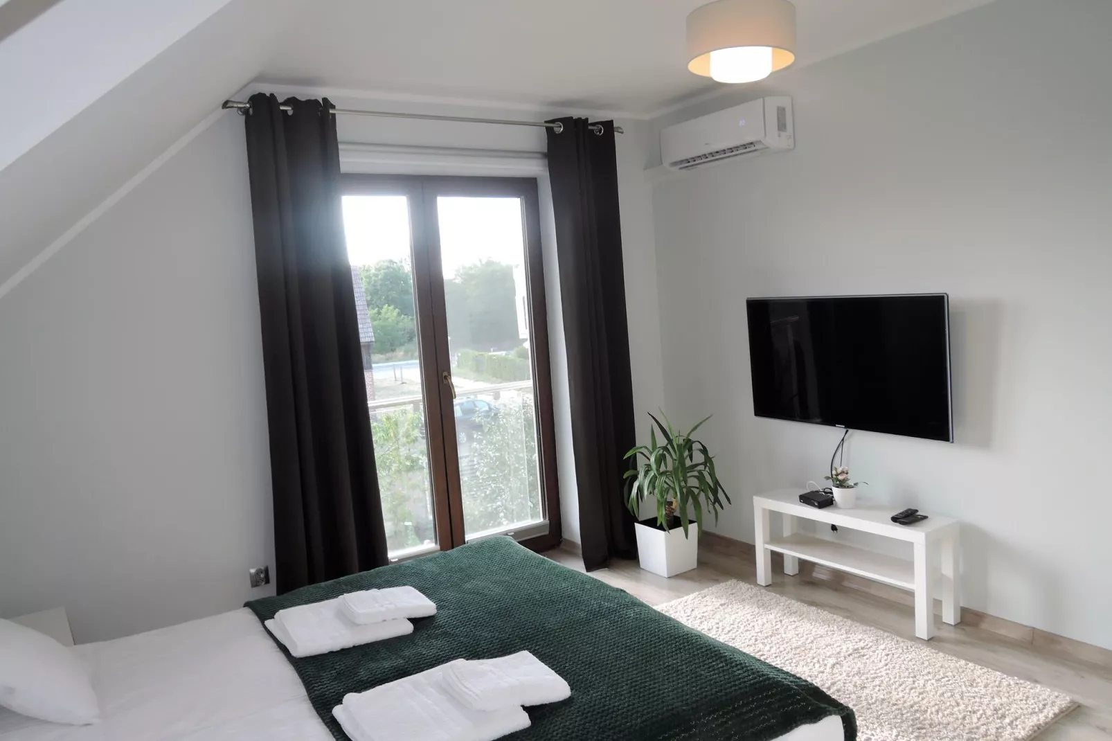 Komfortowy apartament z basenem i ogrodem dla 6 osób w Stepniczce-Slaapkamer