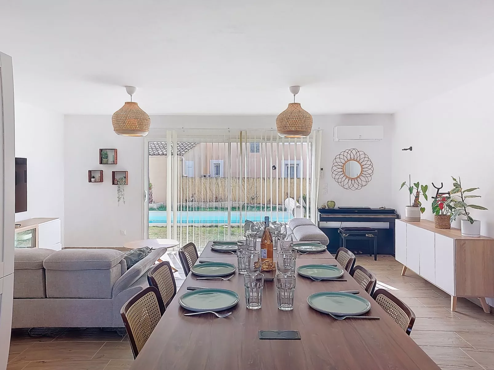 AQUI SIAN BEN - Binnen