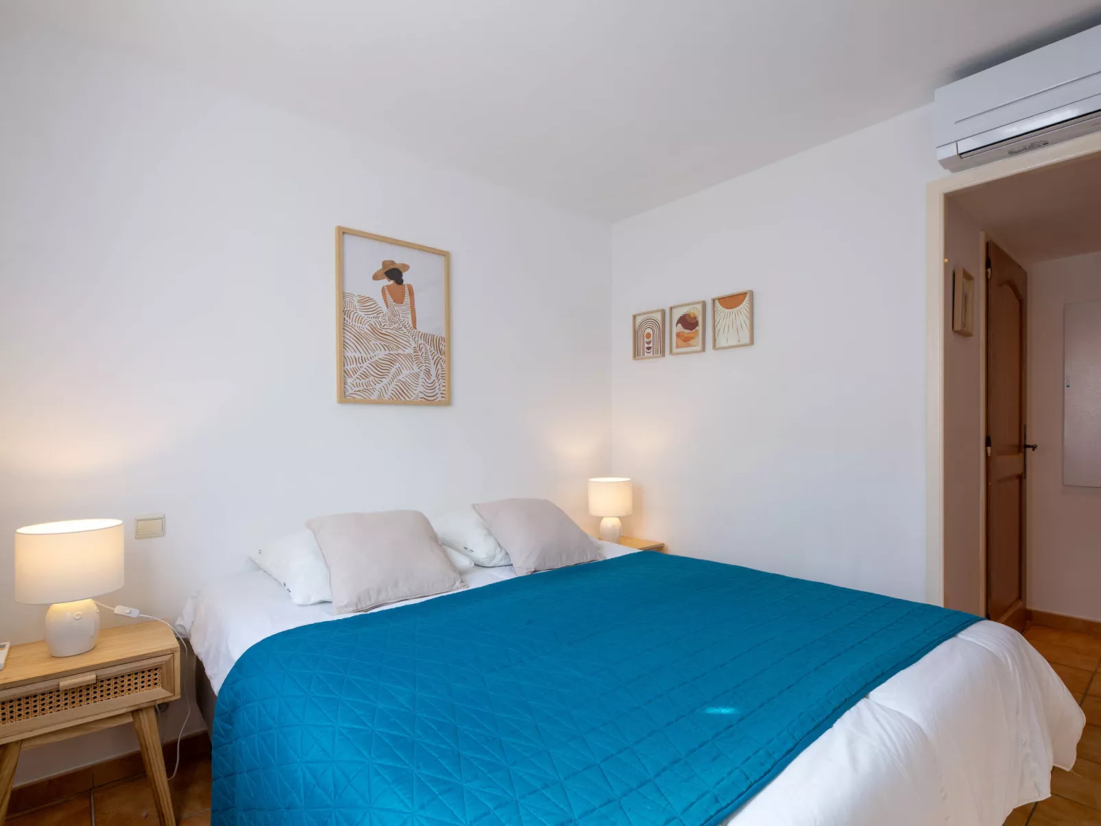 Les Pins Bleus - Binnen