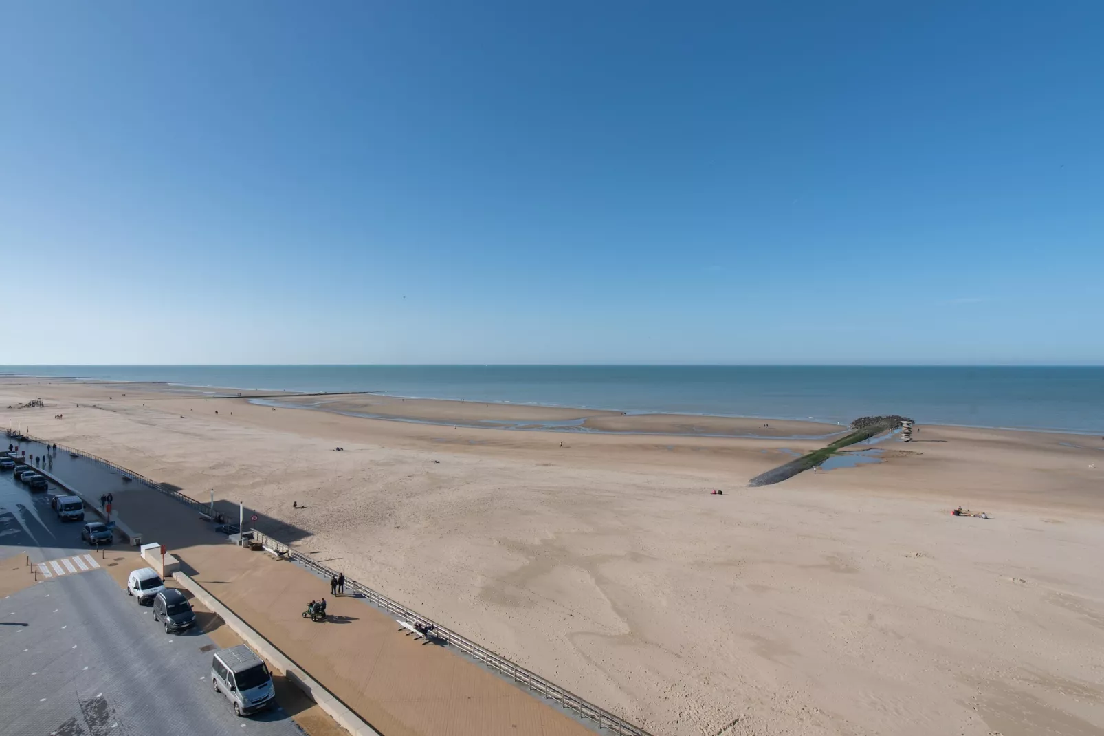 Brighton - Image-tags.water view