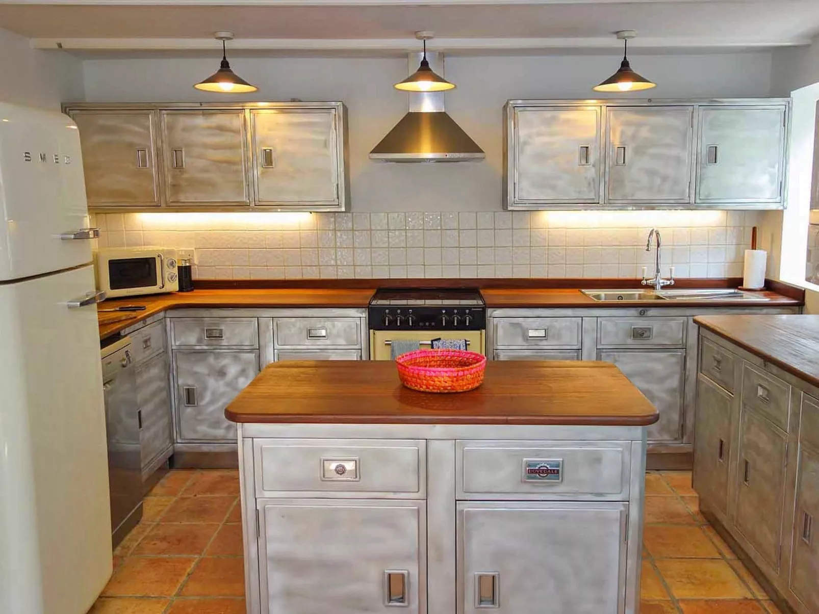 Porthcothan Mill Cottage - Binnen