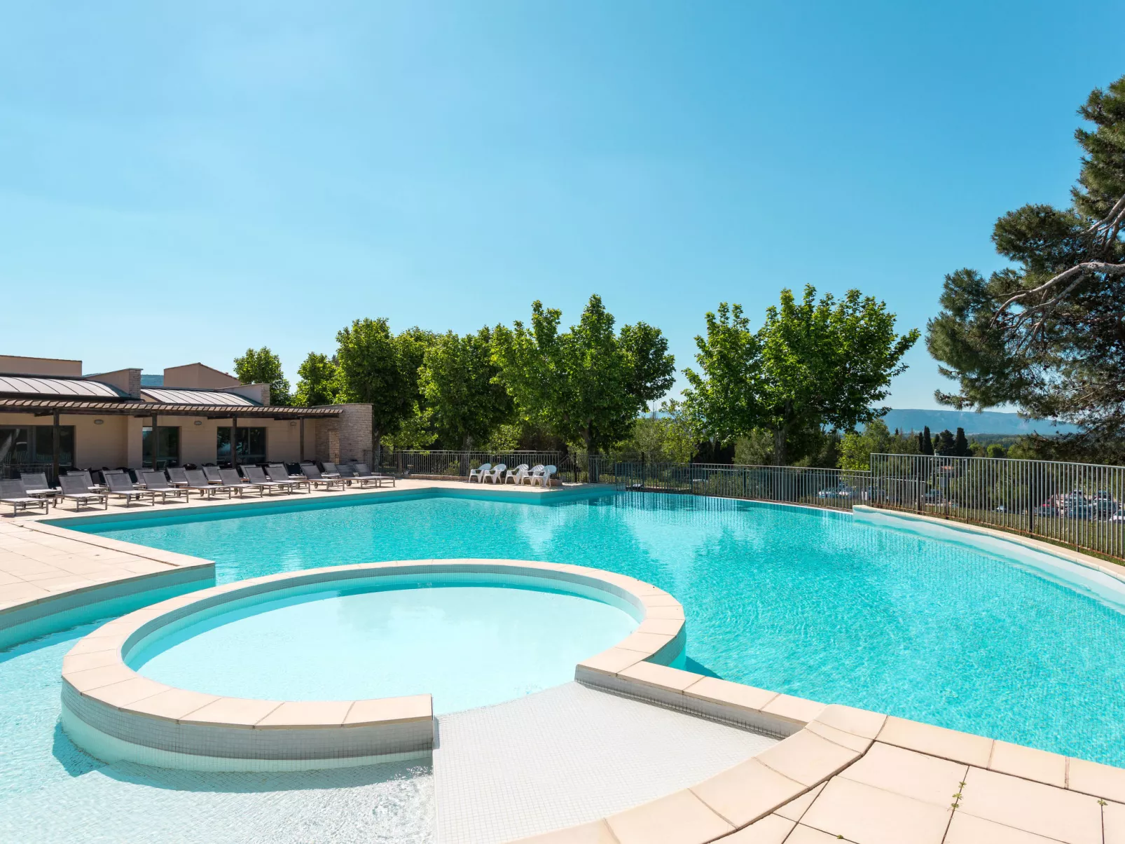 Provence Country Club - Buiten