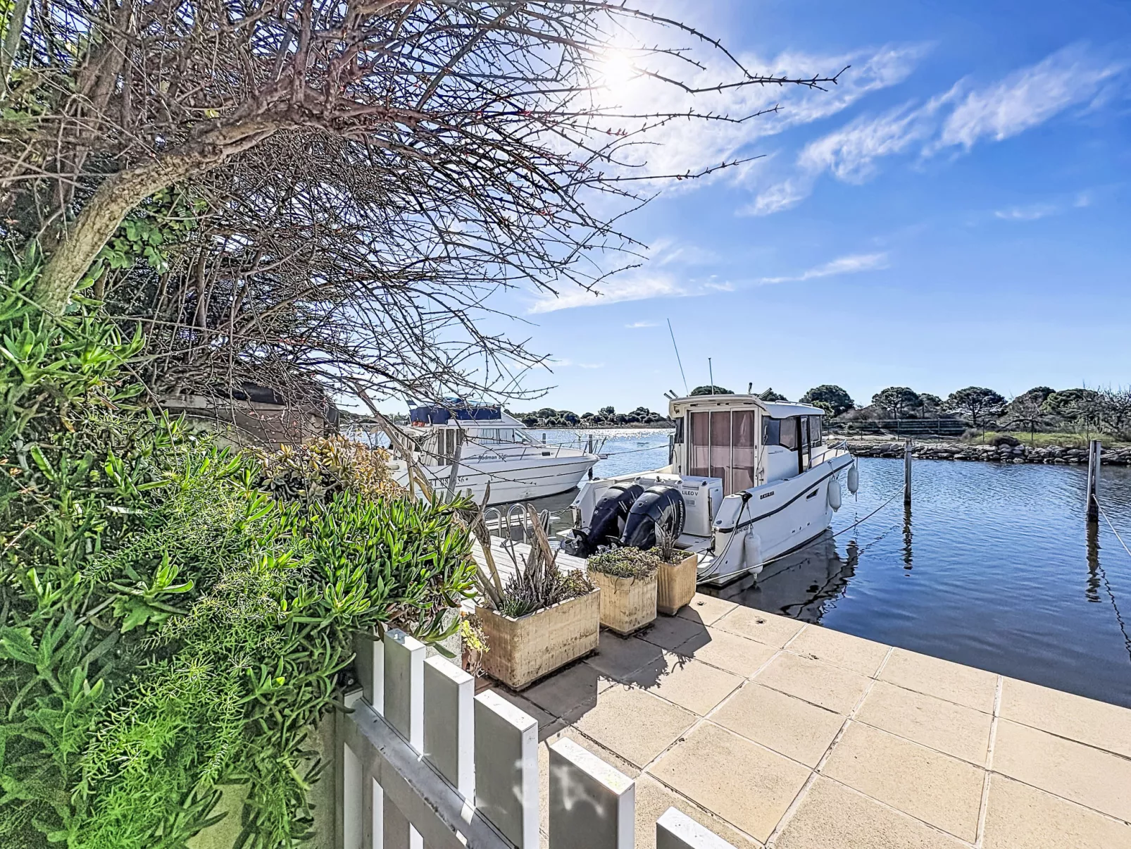 Marinas Beach - Buiten