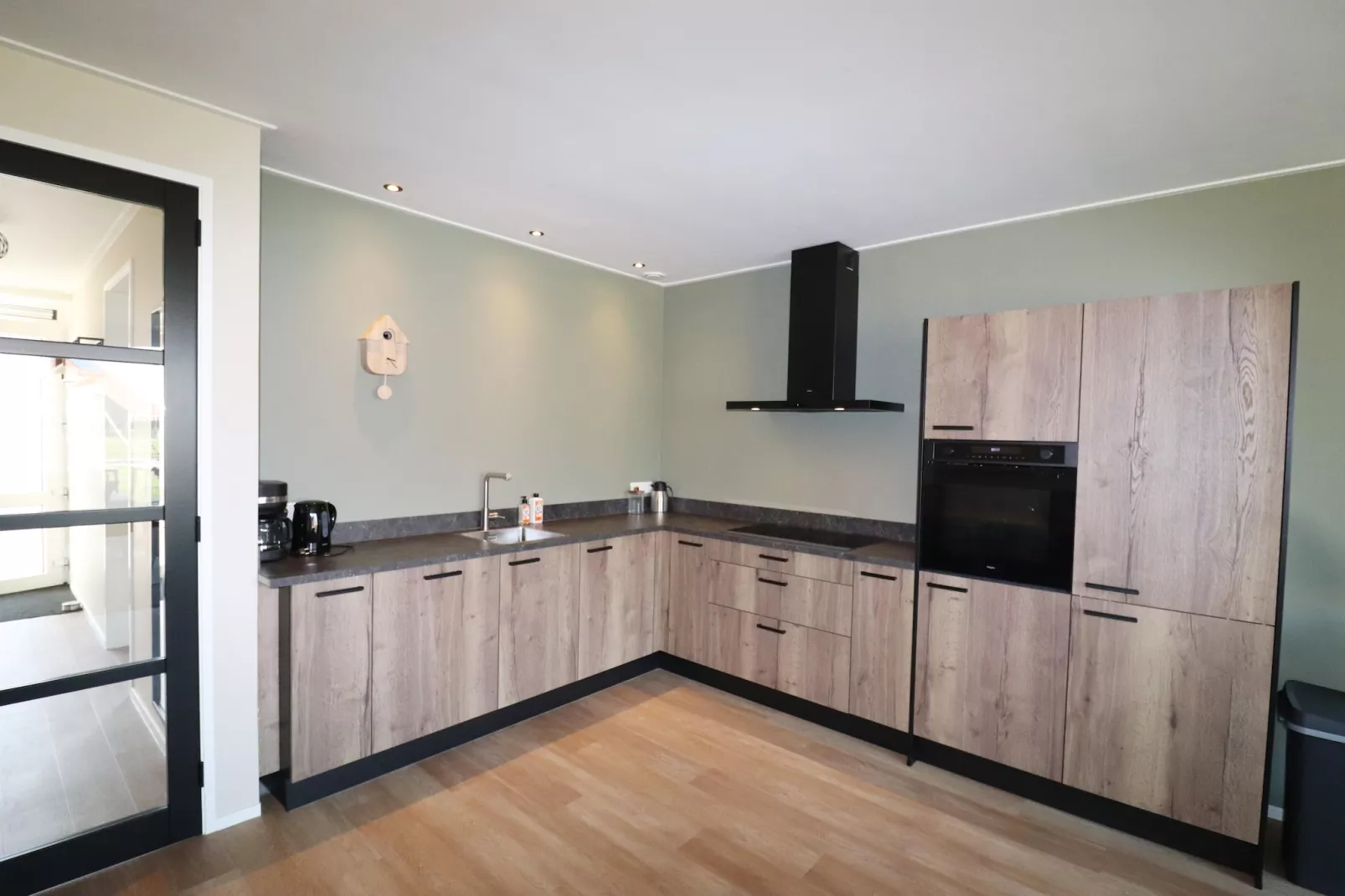 Moderne villa op het Friese platteland