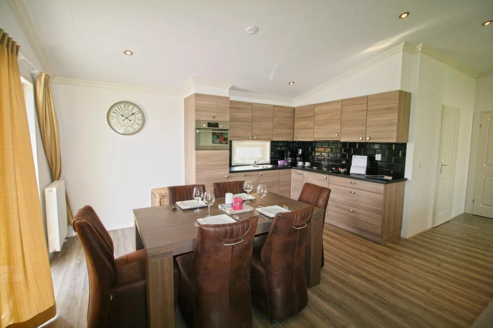 Tulpenhof met sauna  6 personen