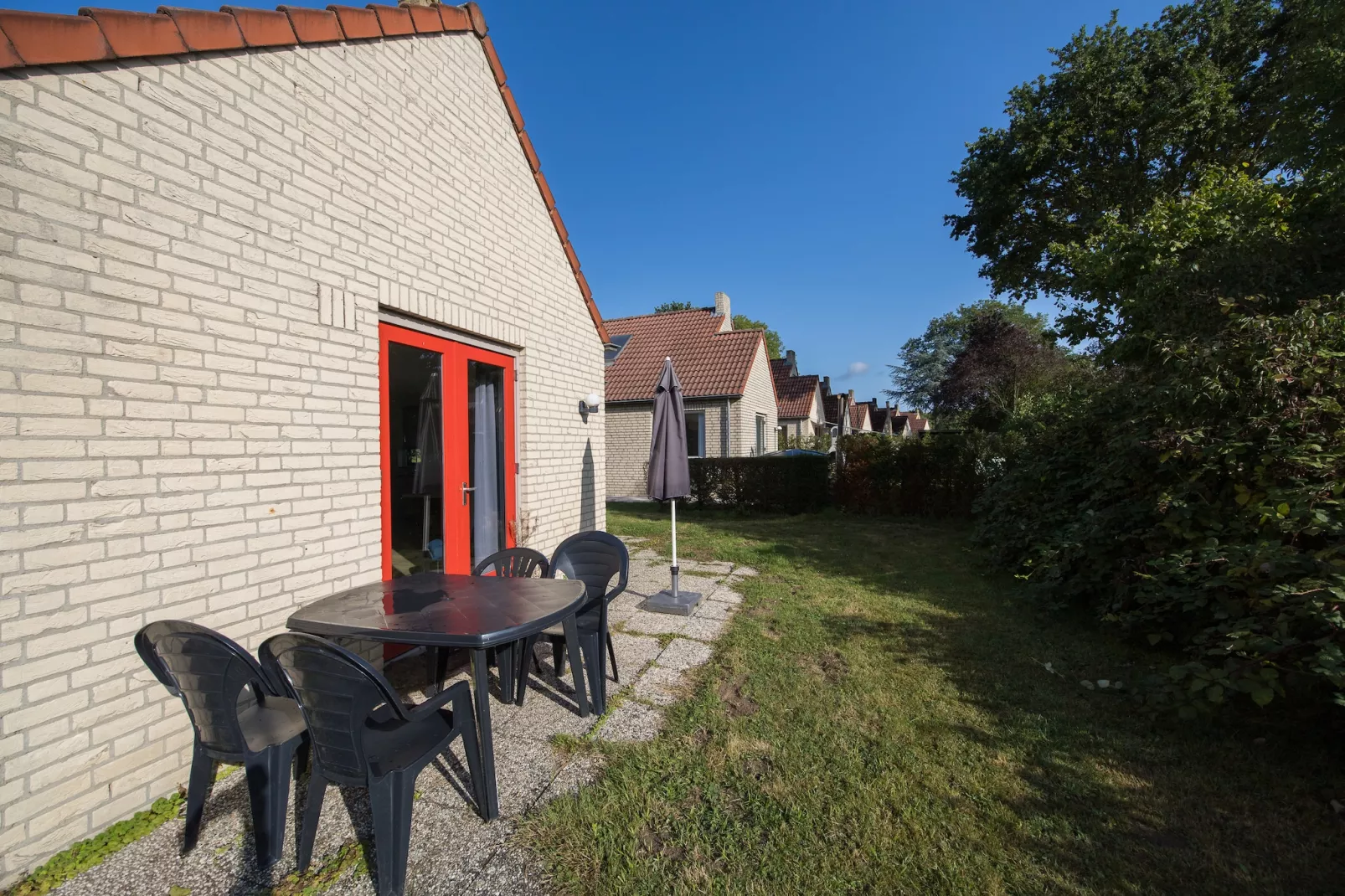 Vakantiepark 't Broeckhuys 1 - Buitenkant zomer