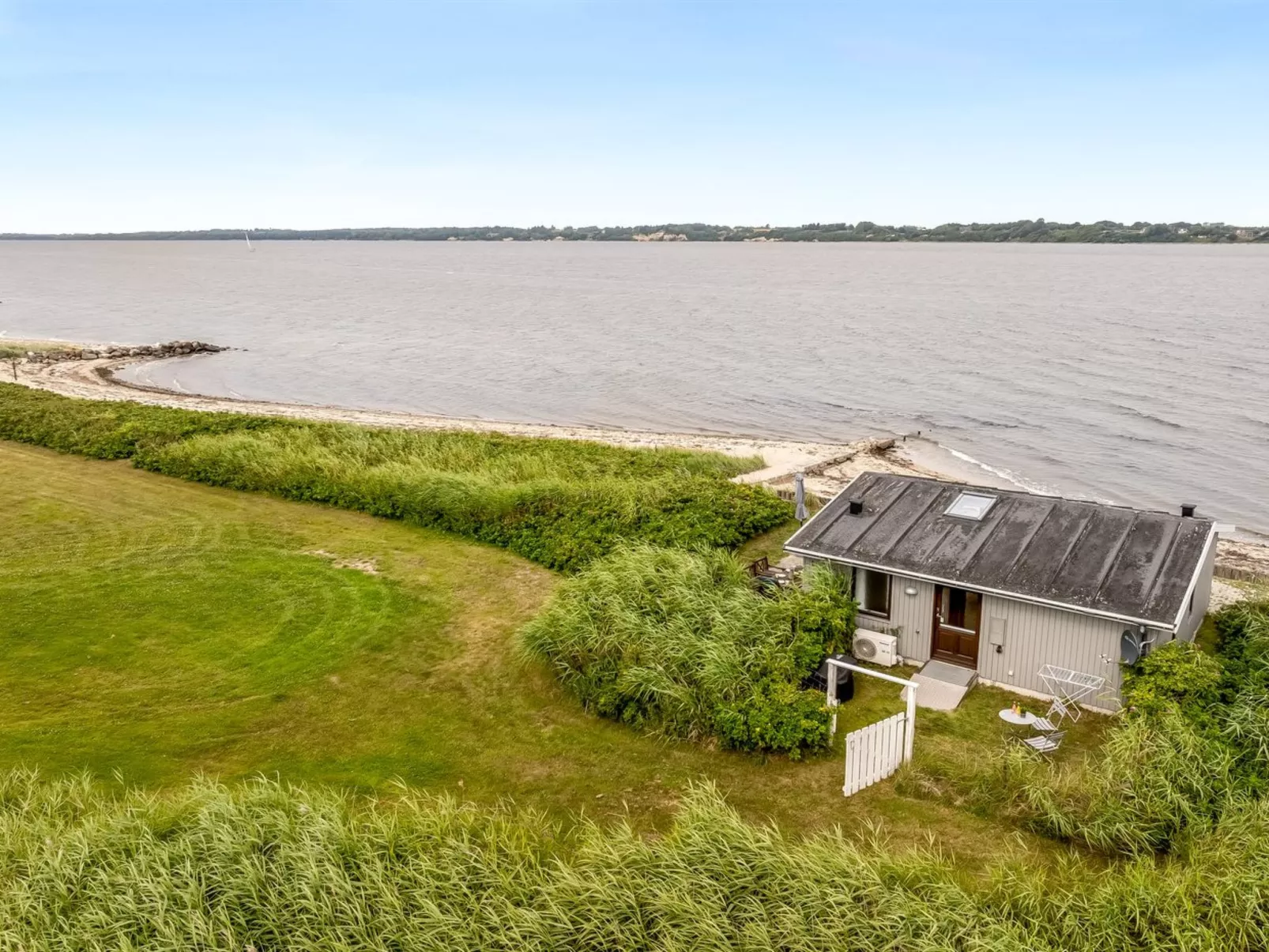 "Signhild" - 5m to the fjord - Buiten