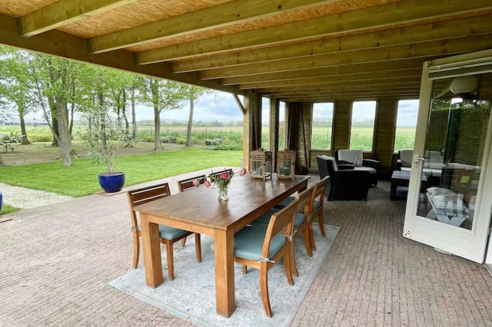 6 - Persons Forest Bungalow (copy) - Terrasbalkon