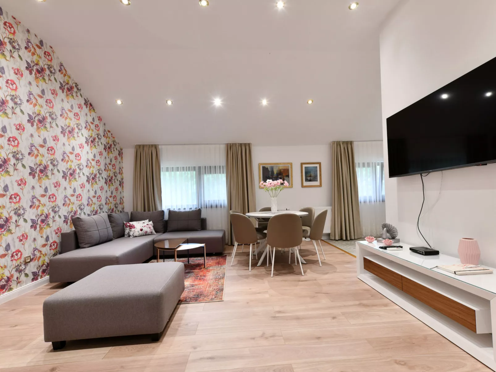 Villa Diva Grabovčeva - Binnen