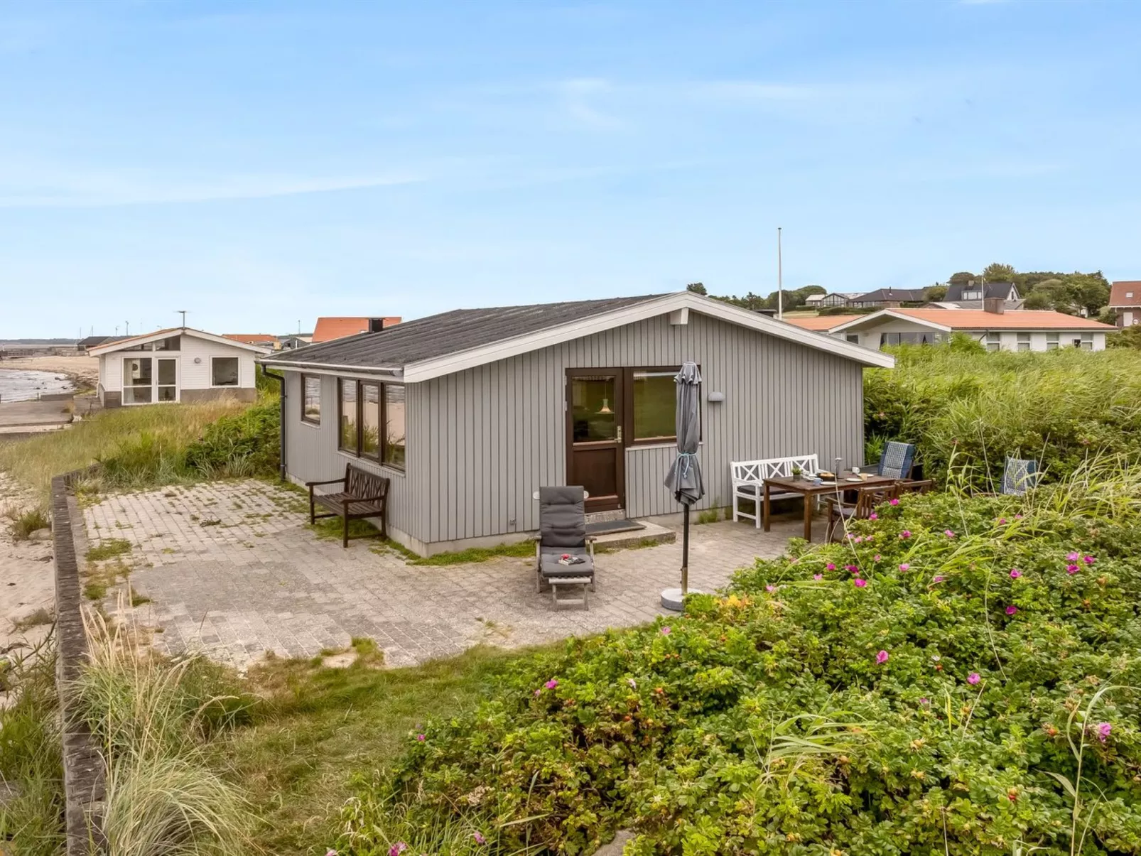 "Signhild" - 5m to the fjord - Buiten