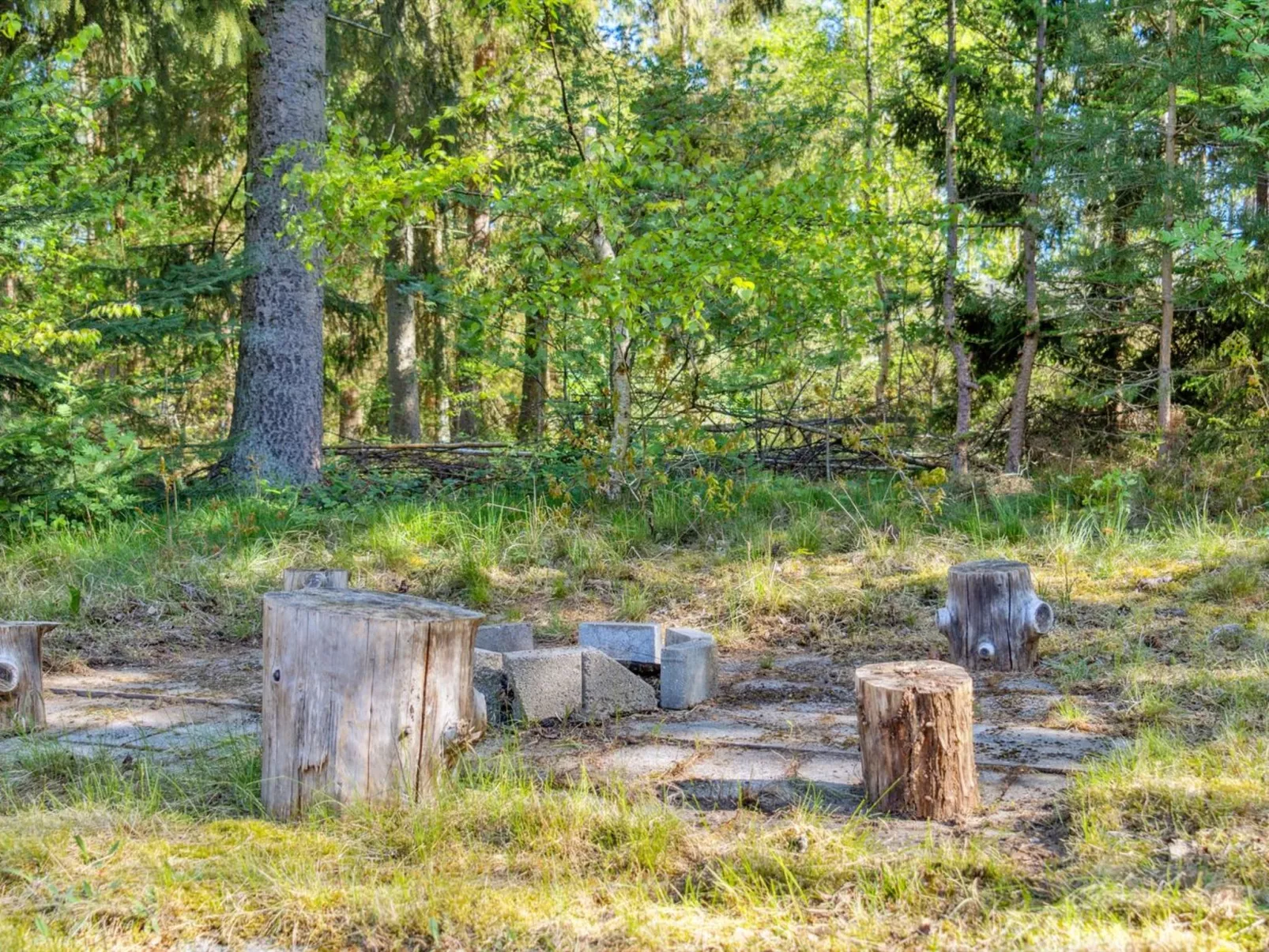 "Sigge" - 5km from the sea - Buiten