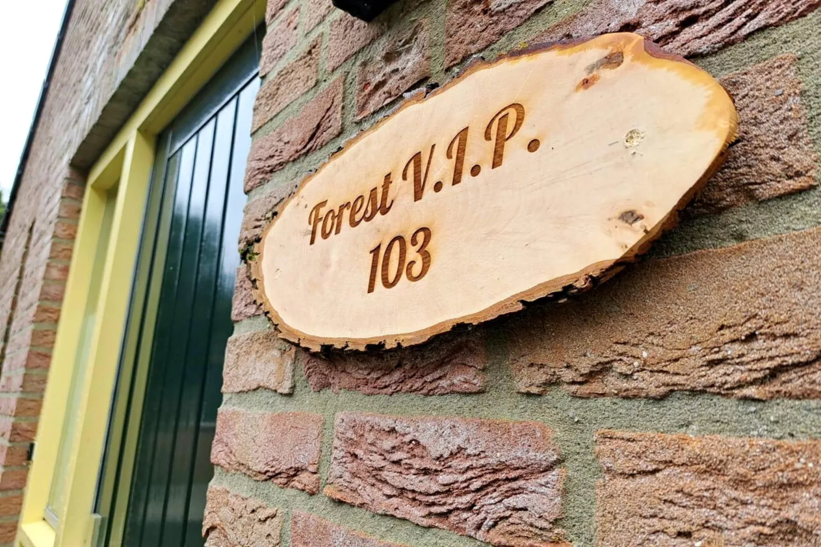 7 - Persoons Forest 217 Sauna Bungalow (copy) (copy) (copy) - Buitenkant zomer