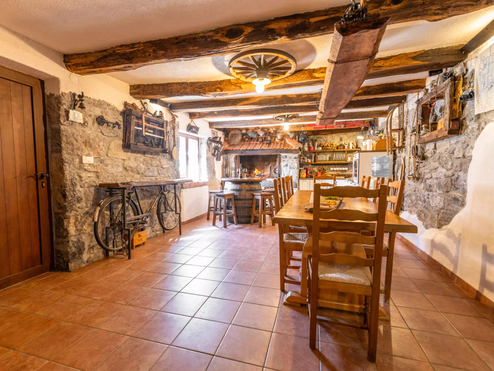 House Valinčić - Binnen