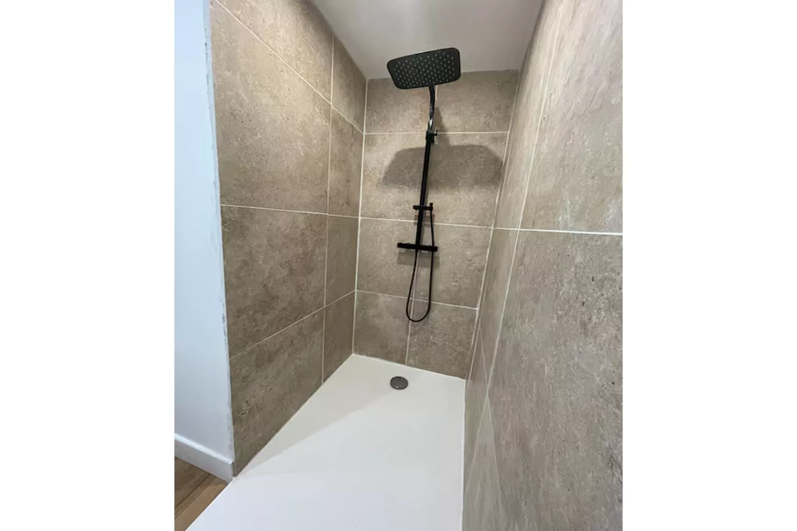 L'amann  Chambre d'hôte et Jacuzzi - Badkamer