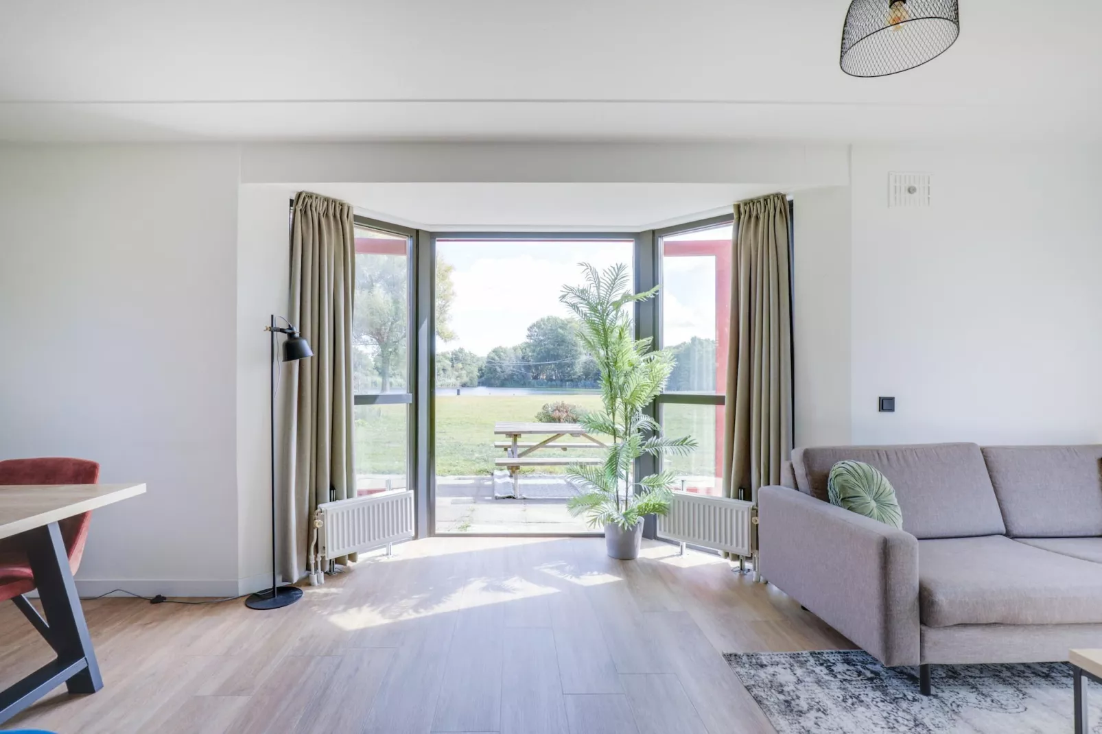 6 - Persons De Zingende Wilg (copy) (copy) - Woonkamer