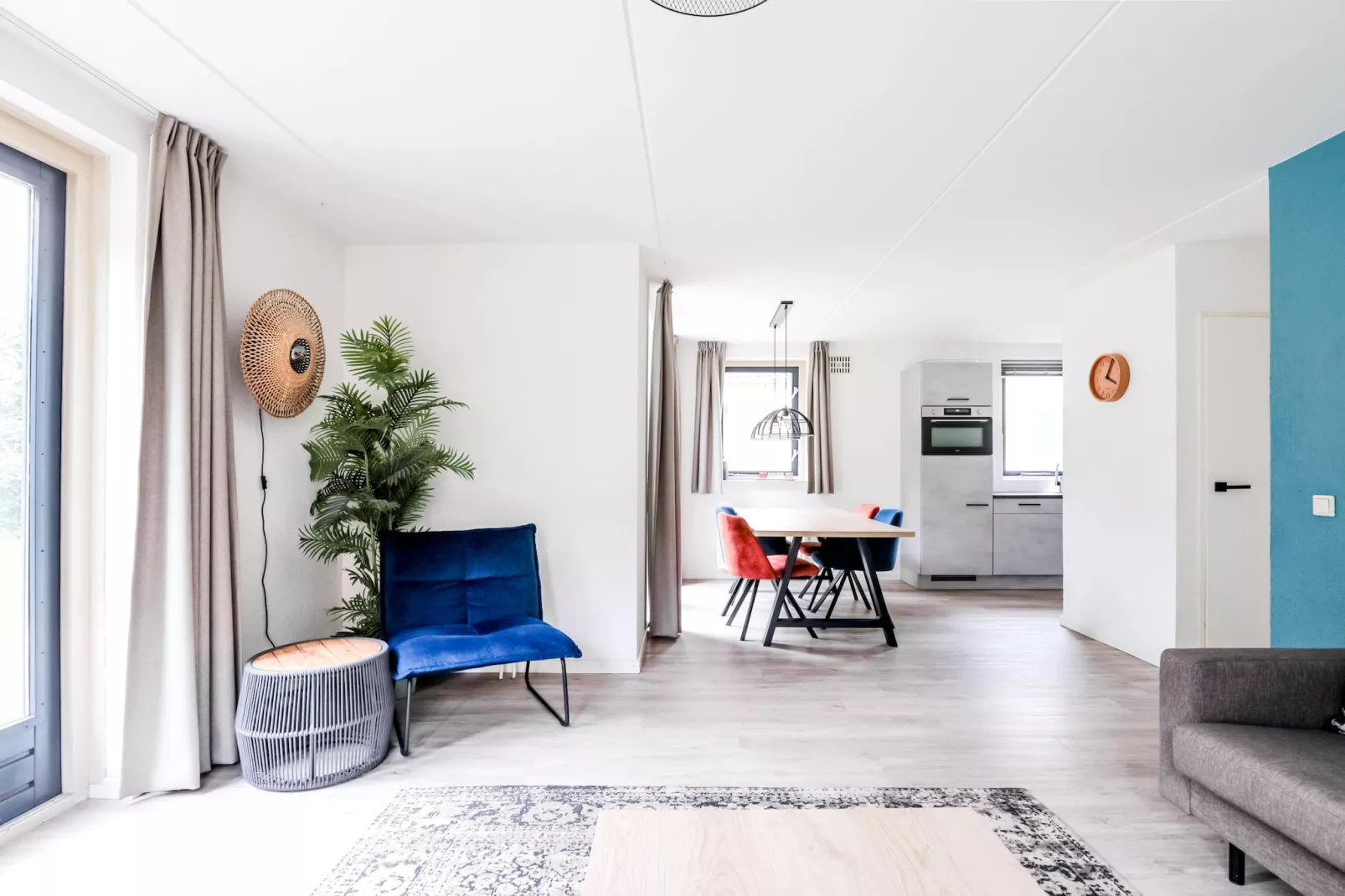 7 - Persoons Forest 217 Sauna Bungalow (copy) (copy) (copy) (copy) - Eetkamer