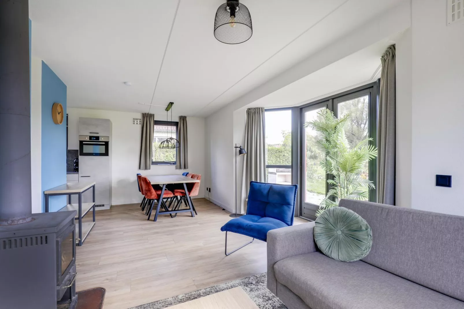 6 - Persons De Zingende Wilg (copy) (copy) - Woonkamer