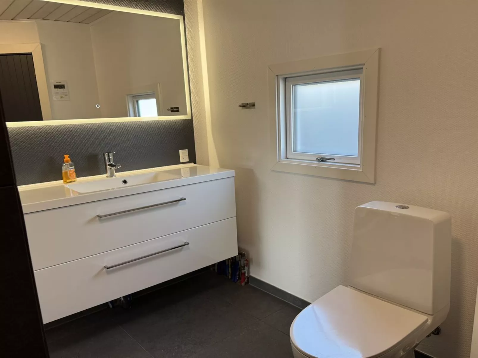 "Anella" - 200m from the sea - Binnen