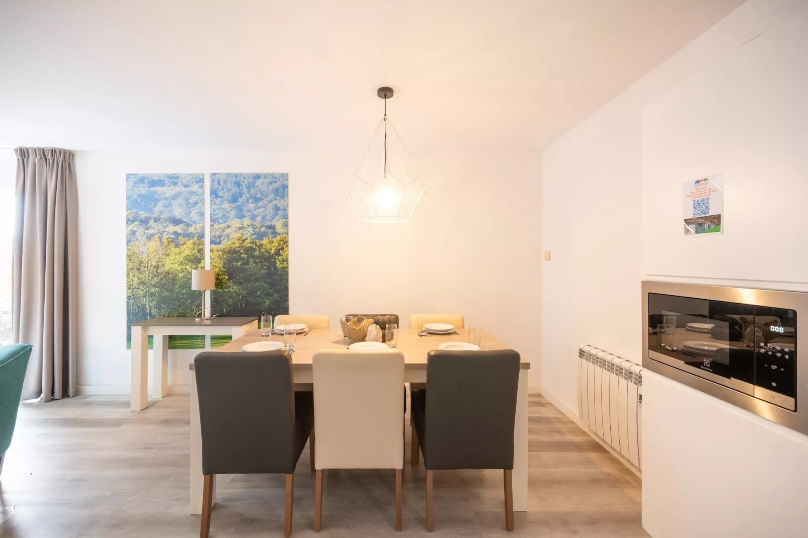 Comfort Eingang 6P - Basic - Eetkamer