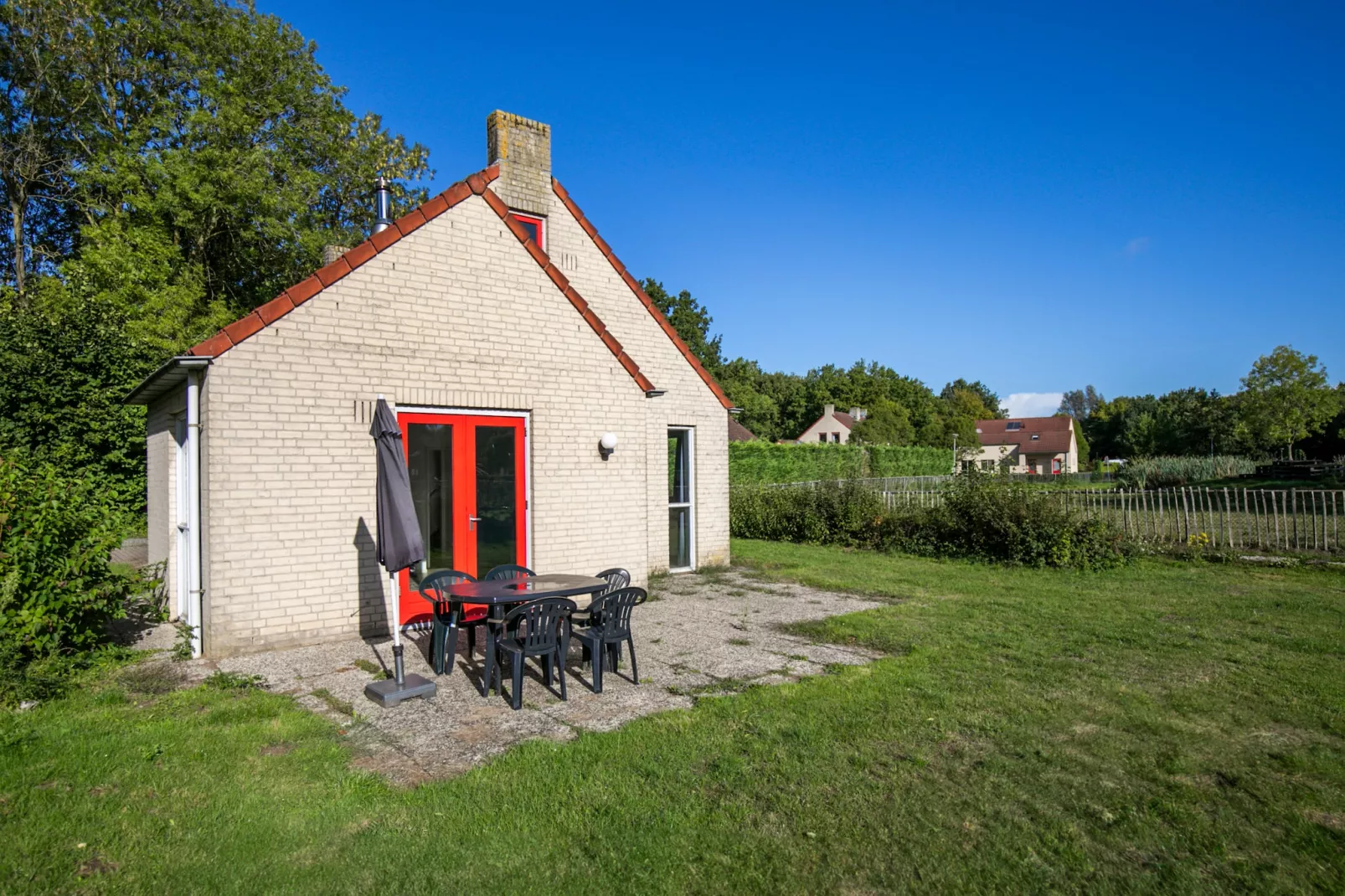 7 - Persoons Forest 217 Sauna Bungalow (copy) (copy) (copy) - Buitenkant zomer